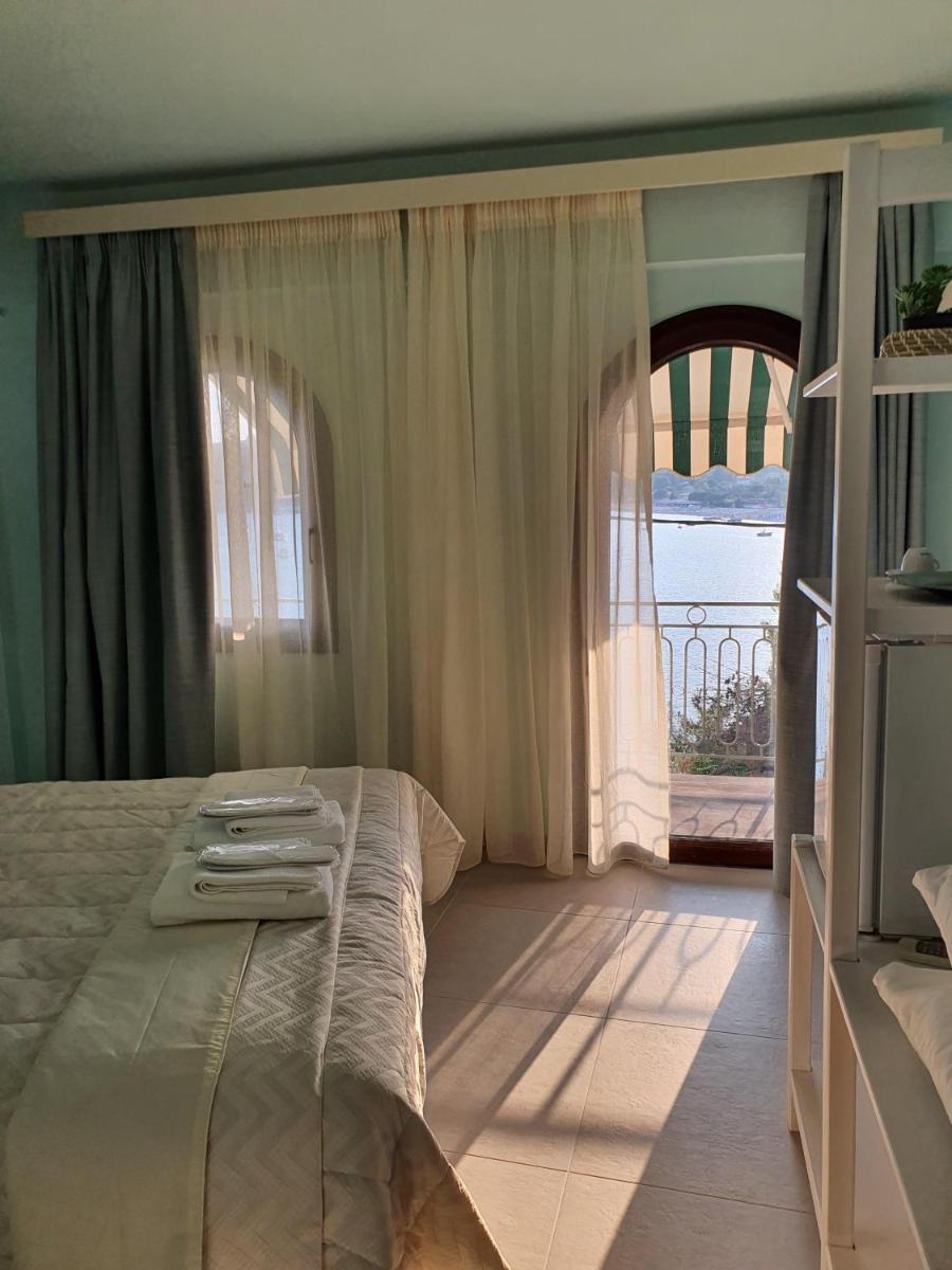 Deluxe Double Room with Sea View