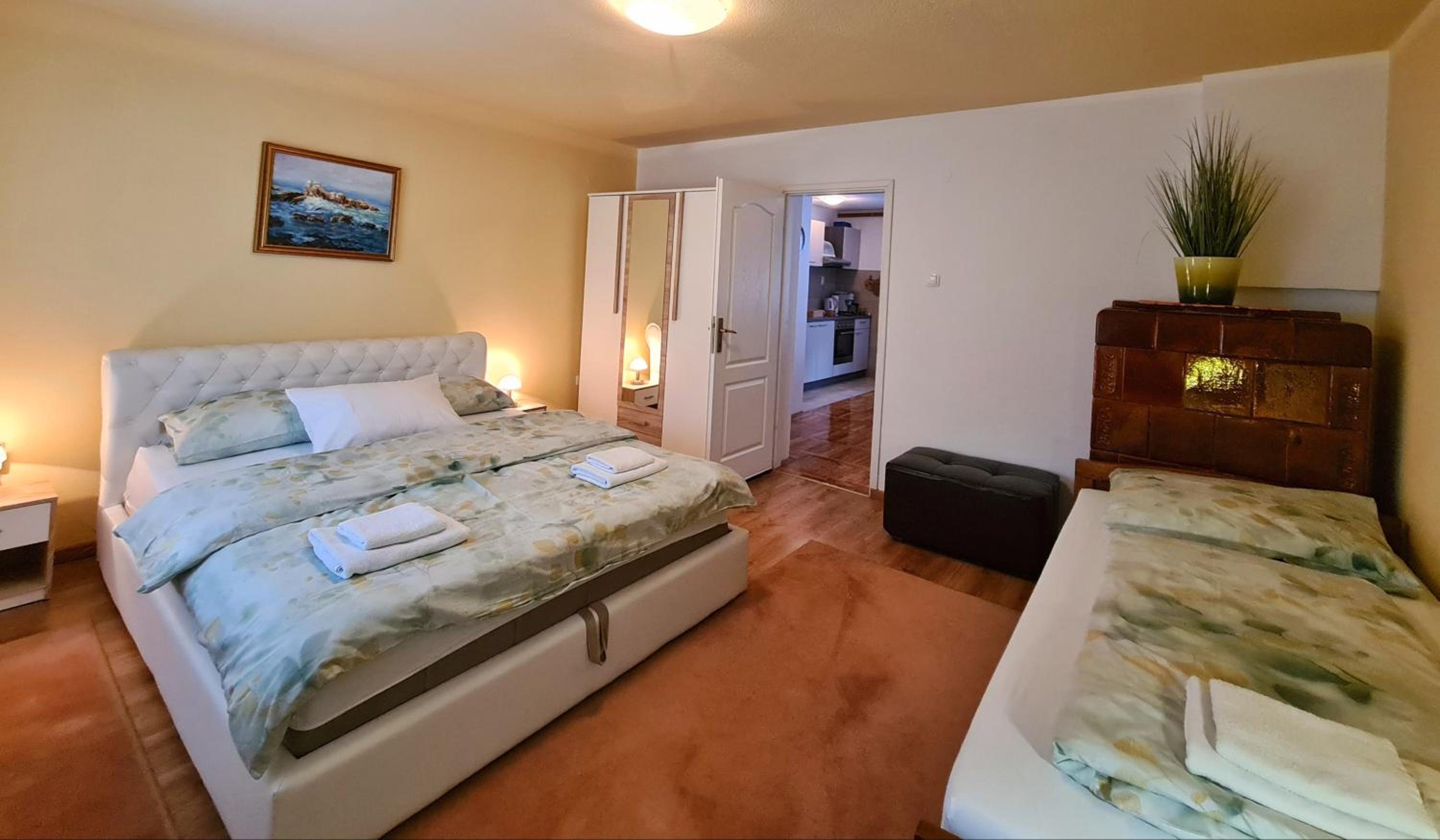 One-Bedroom Apartment - Ground Floor - Photo 53