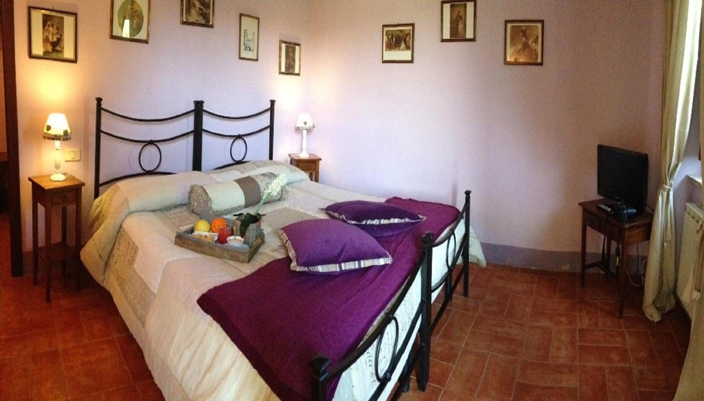 Double Room - Photo 8