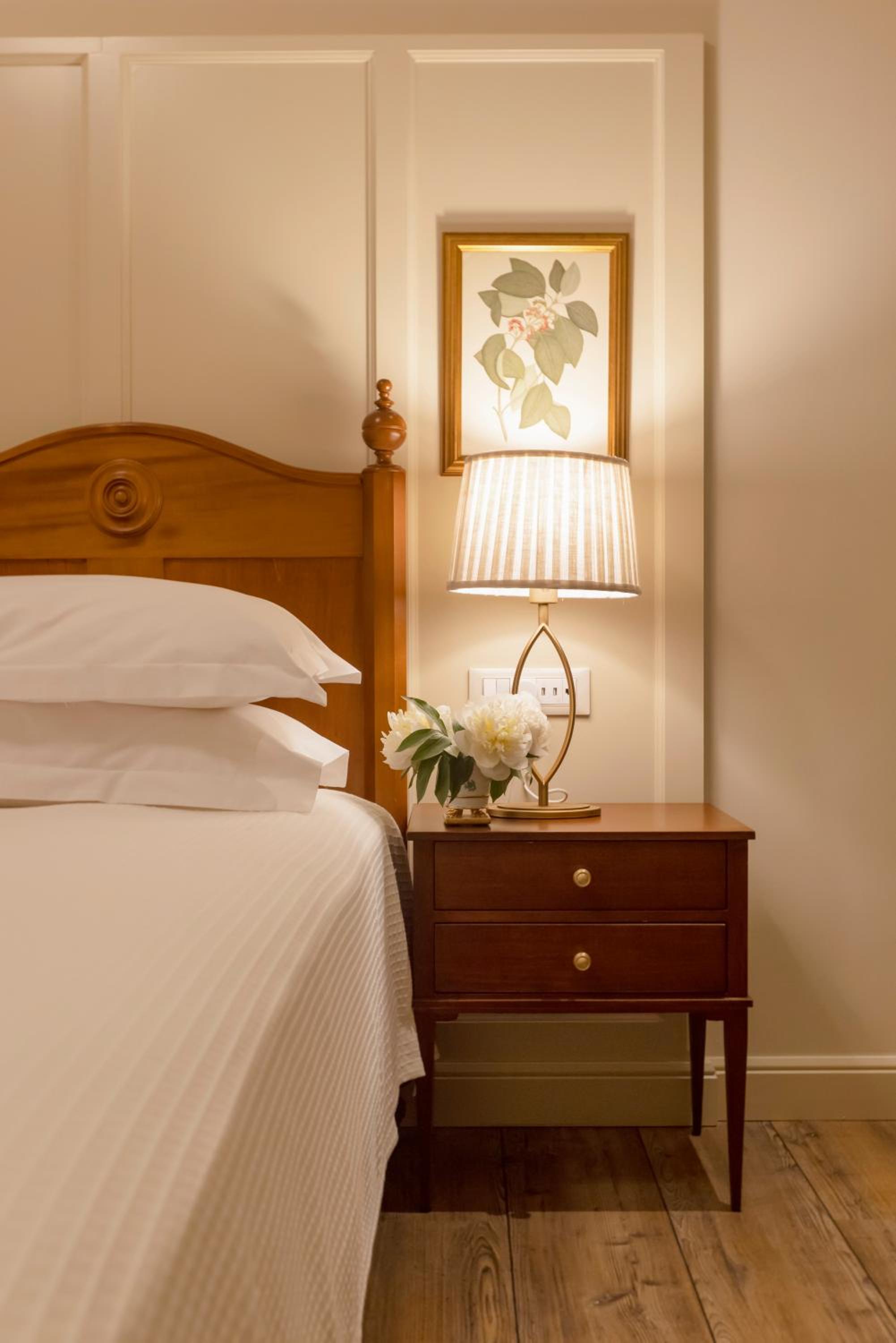 Standard Twin Room - Photo 8