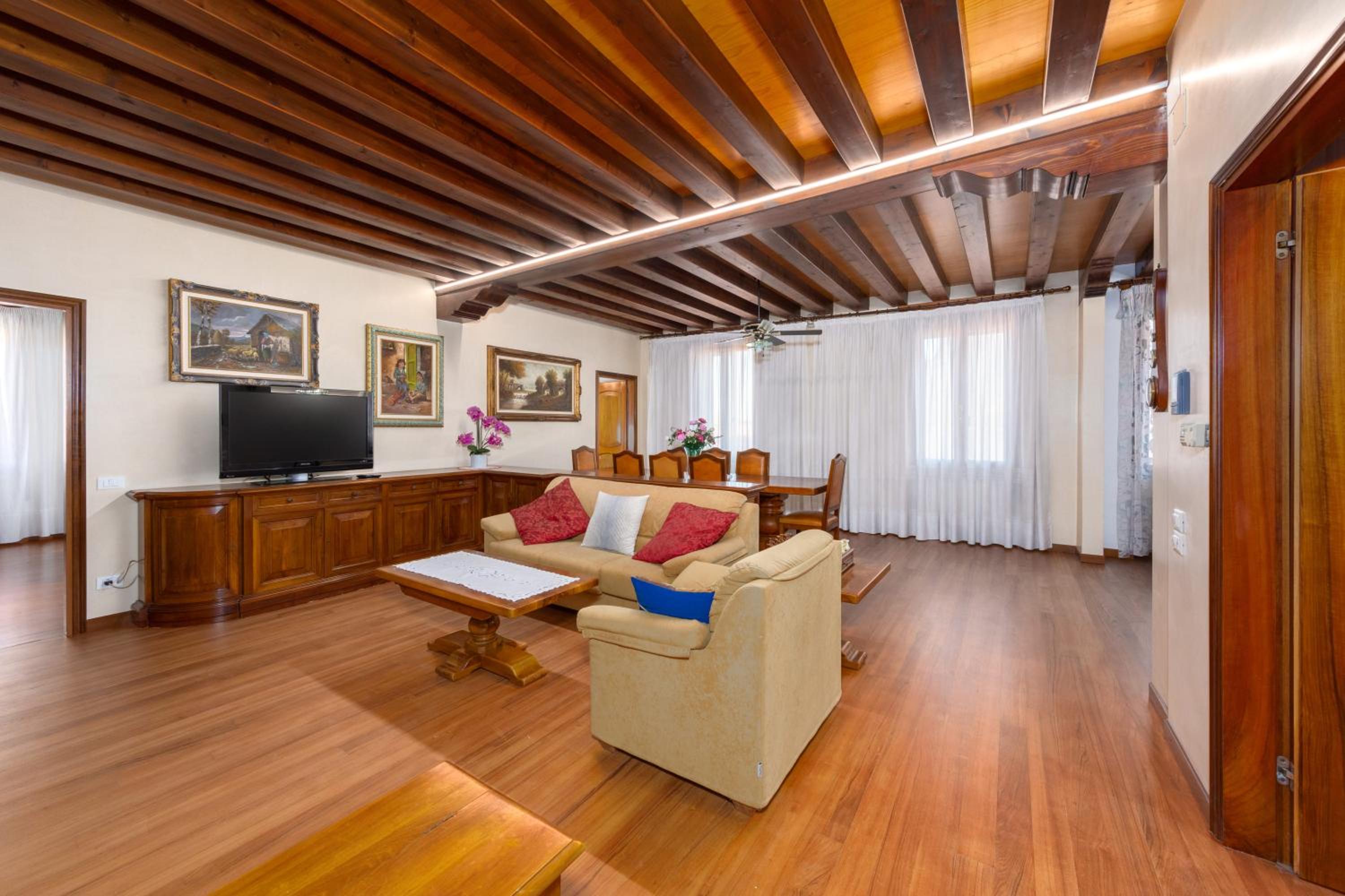 Penthouse Apartment photo 1