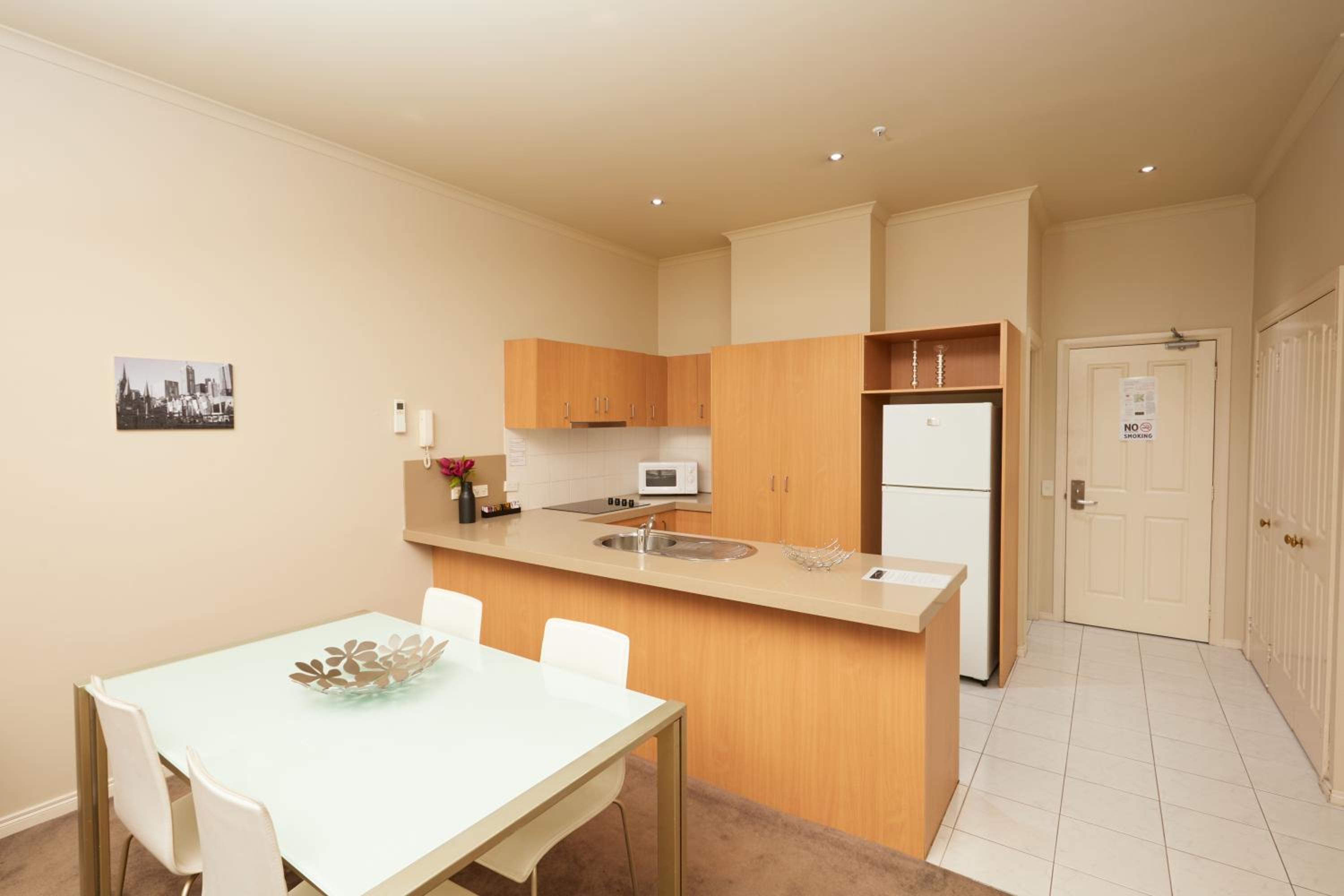 Two-Bedroom, One-Bathroom Standard Apartment thumbnail 6