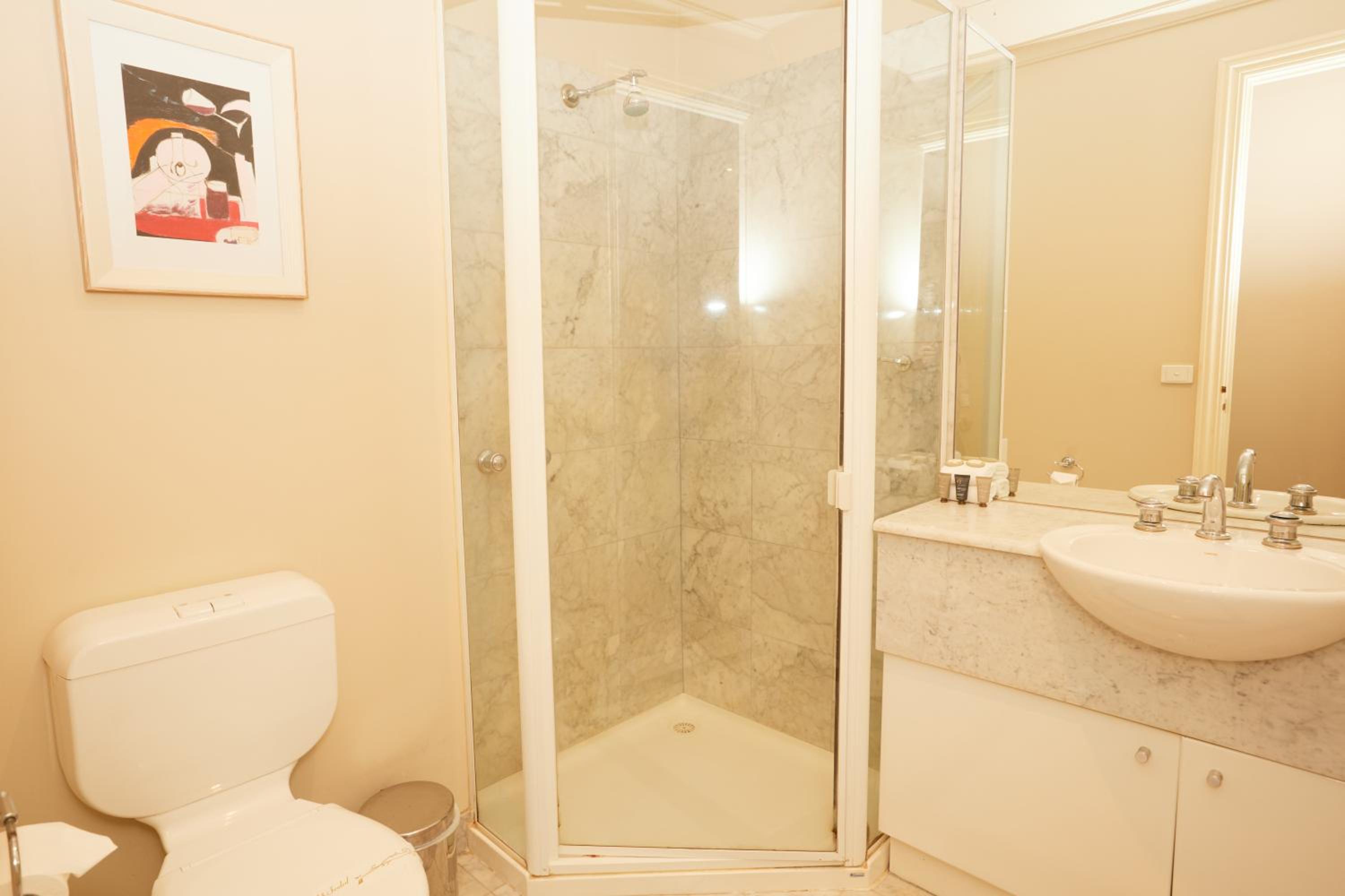 Two-Bedroom, Two-Bathroom Executive Apartment