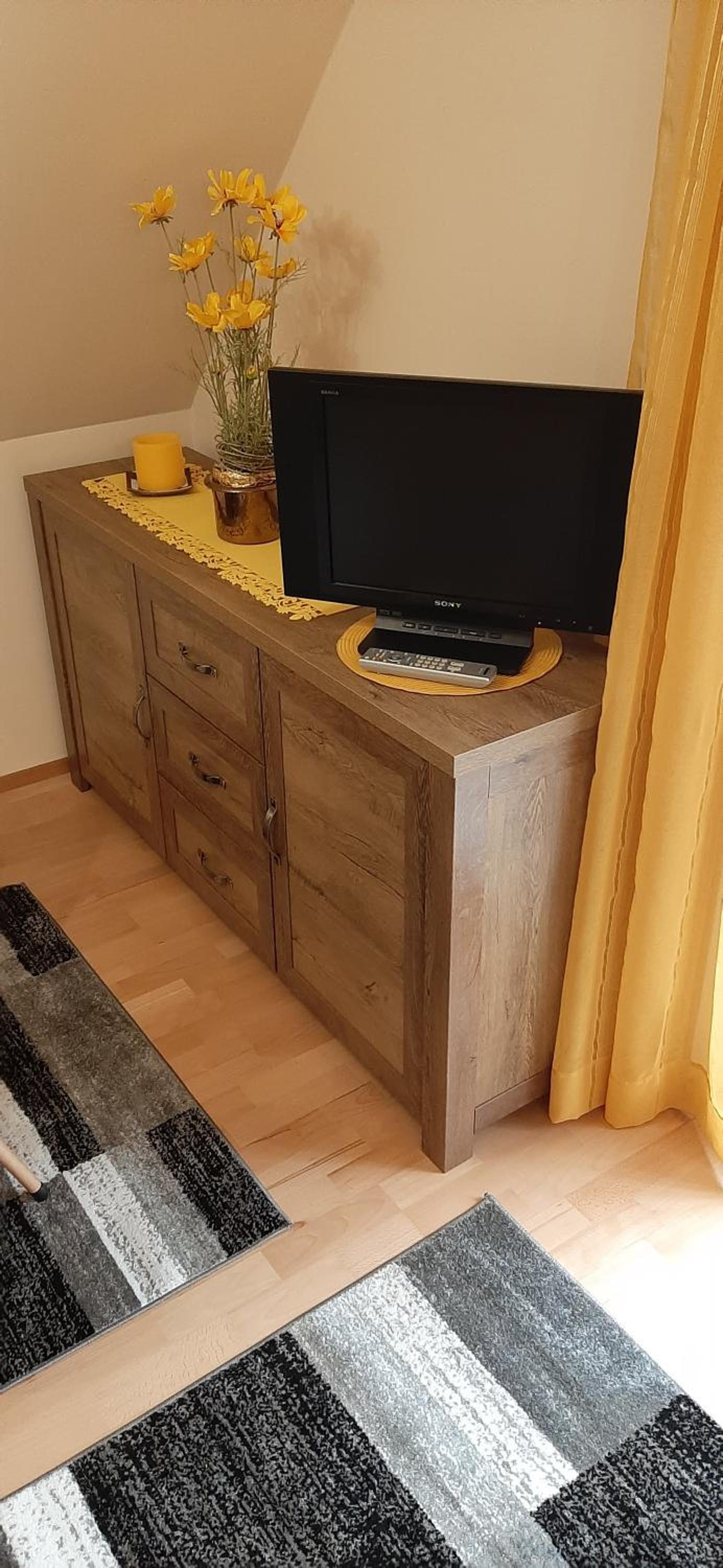 One-Bedroom Apartment - Photo 25