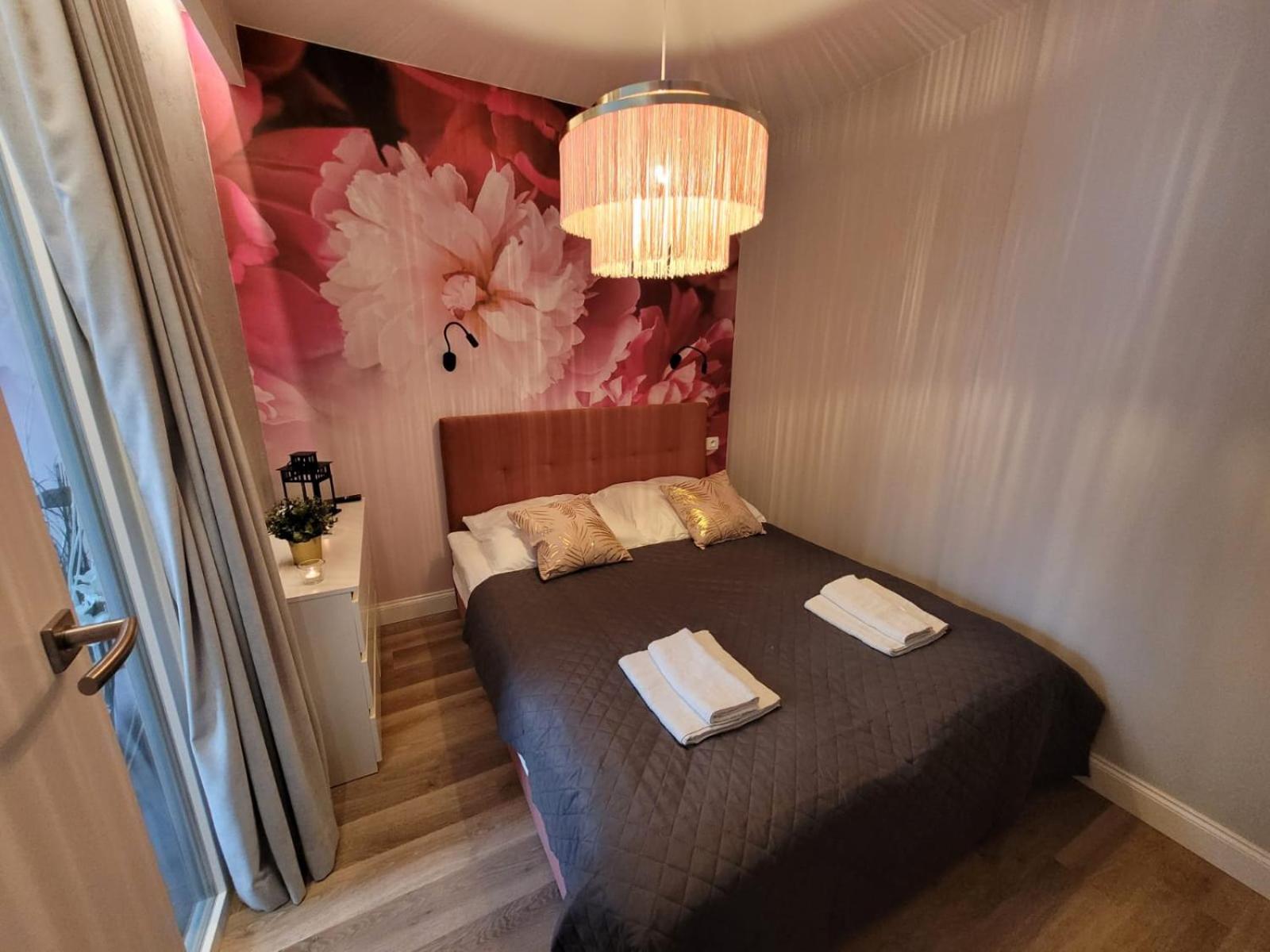 Standard Suite - Photo 9