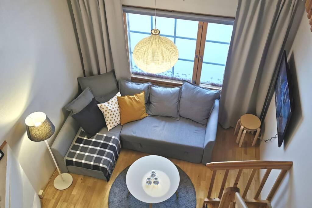 One-Bedroom Apartment photo 1