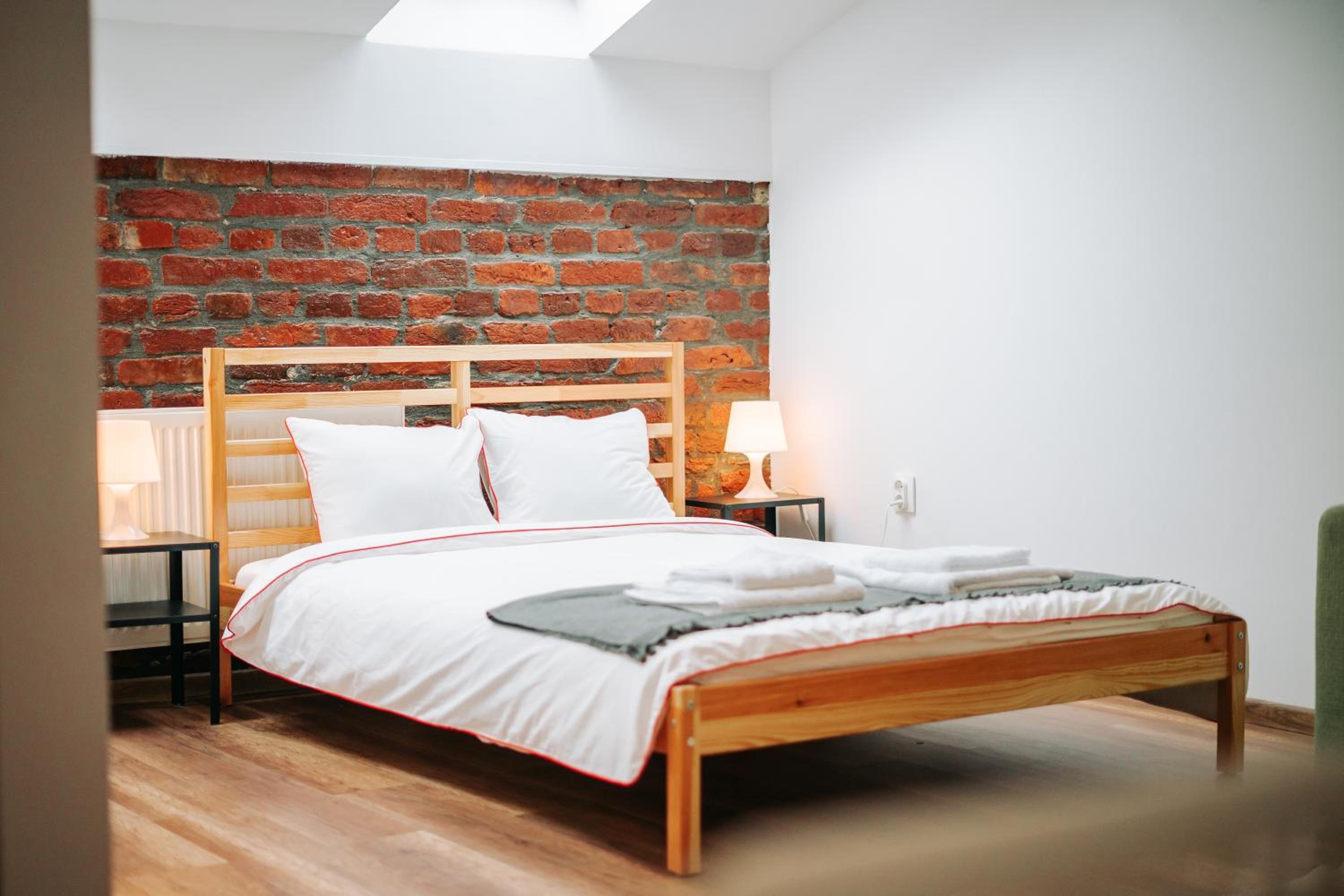 Deluxe Triple Room - Photo 12