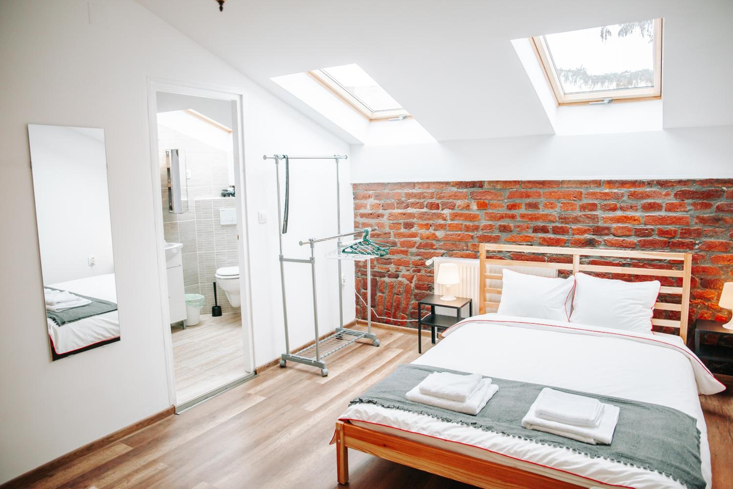 Deluxe Triple Room - Photo 7