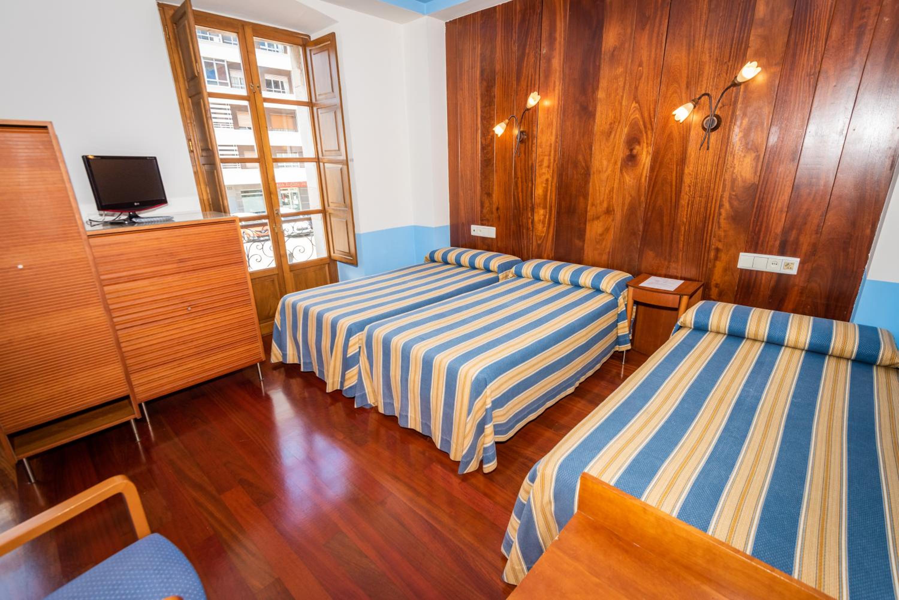 Habitación Triple Básica