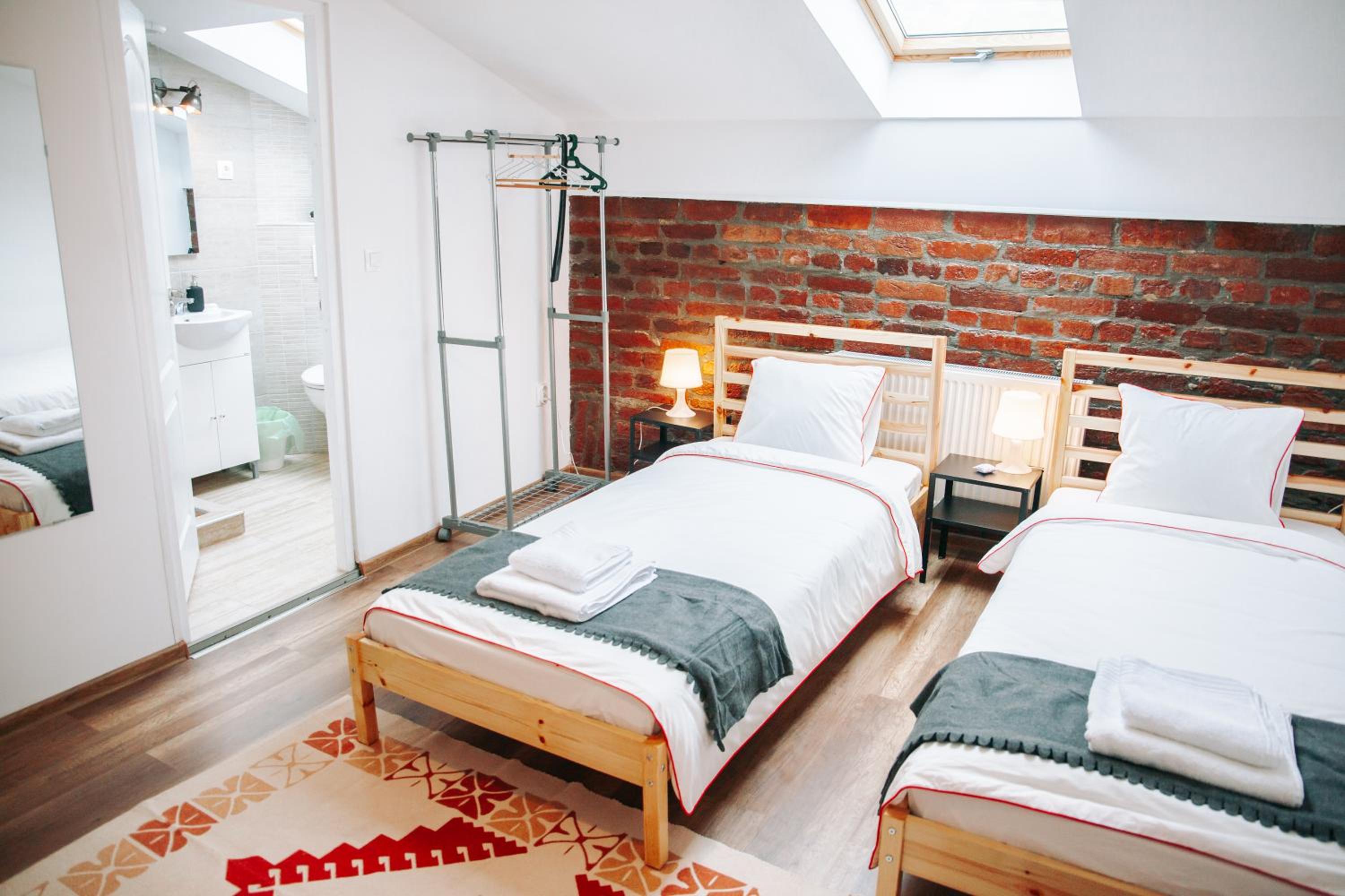 Deluxe Room - Photo 1
