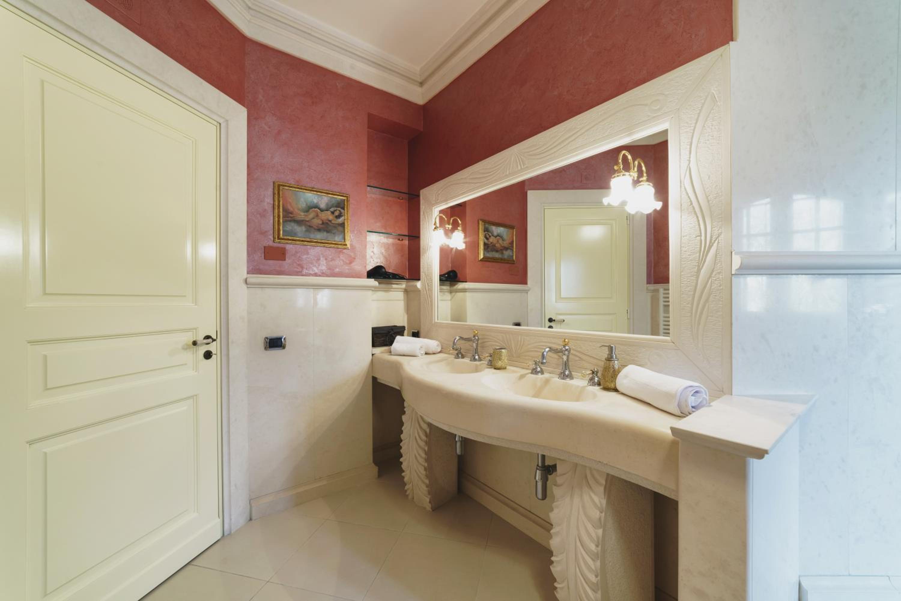 Luxury Quadruple Room photo 3