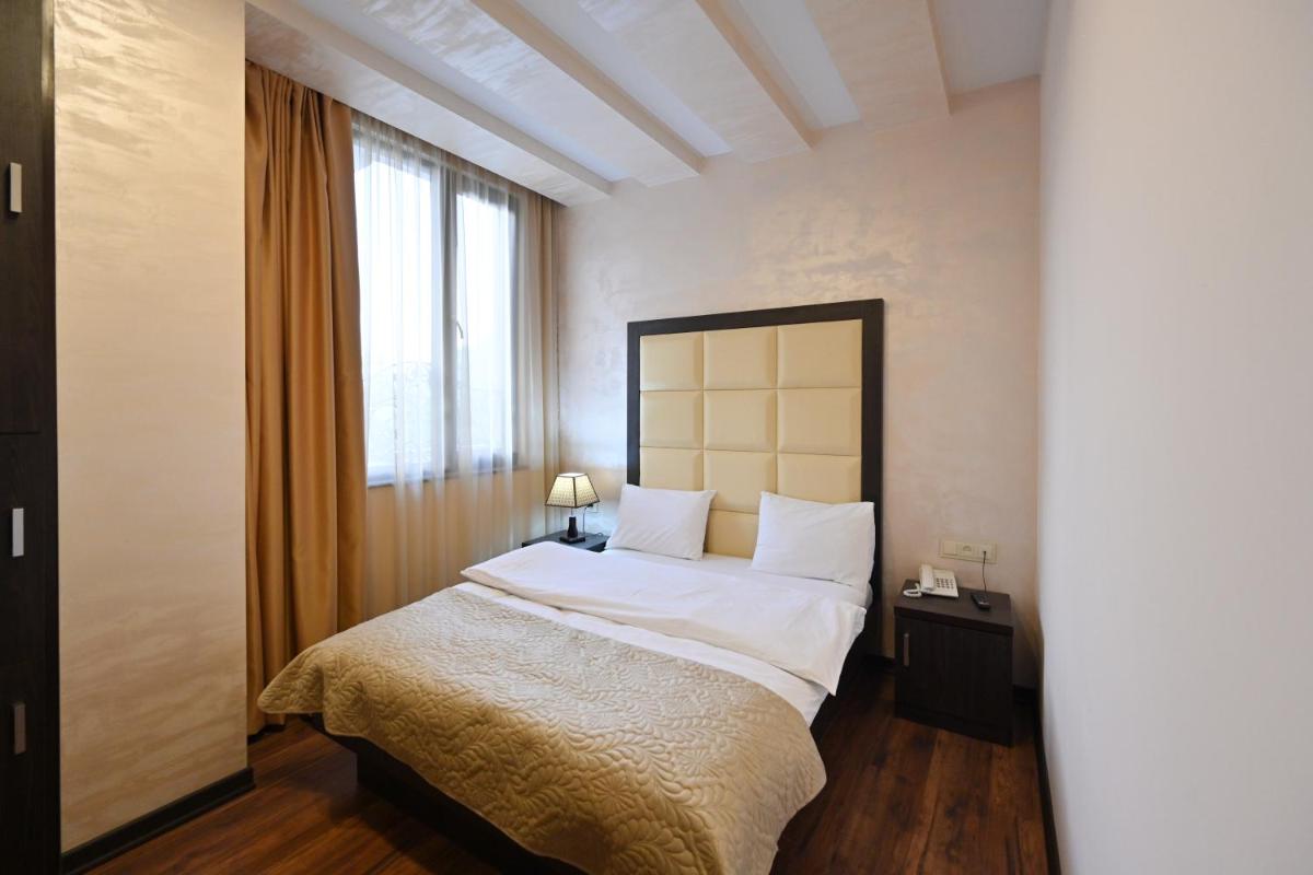 Suite with Balcony