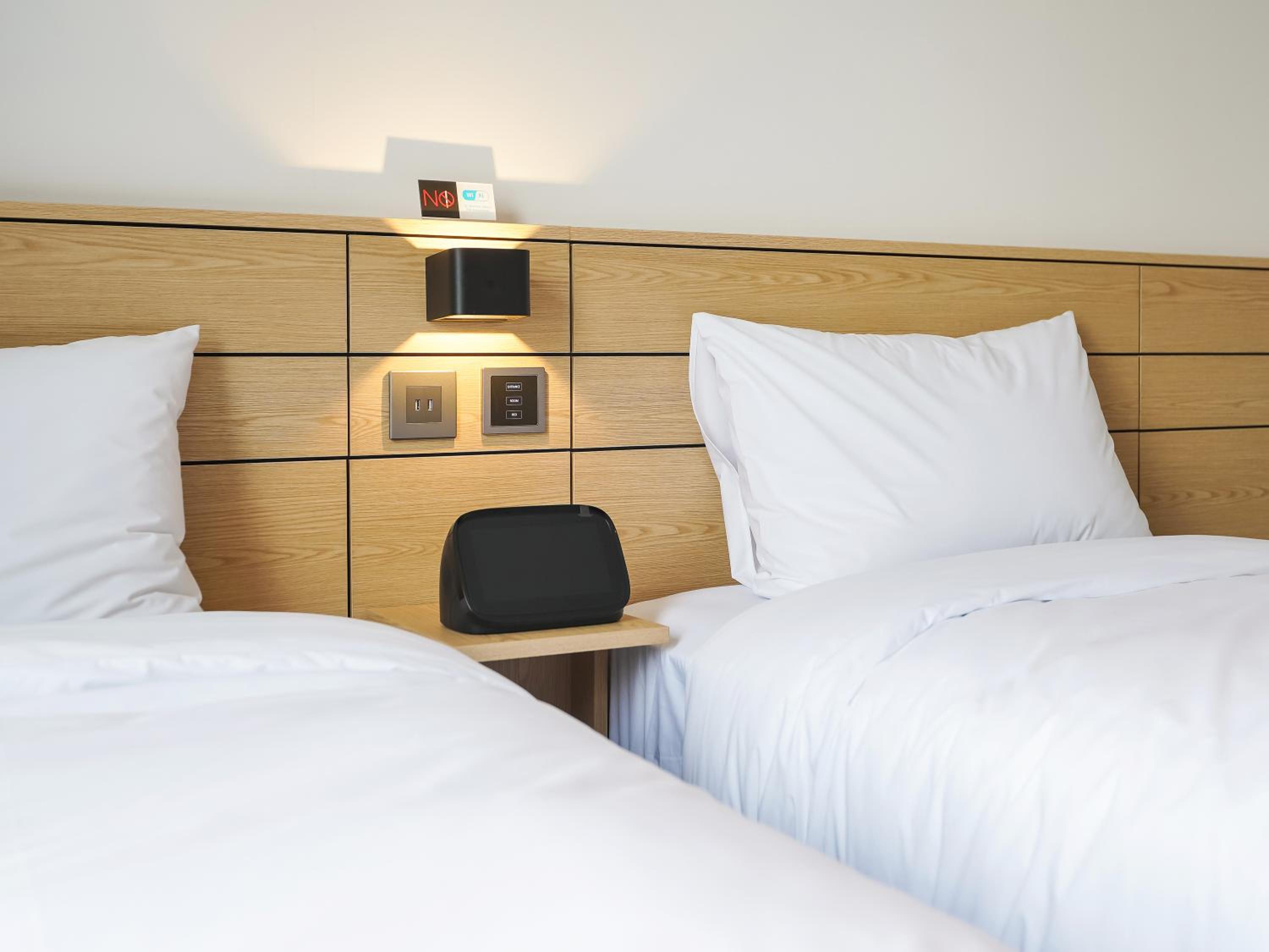 HighFloor Twin Room With Complimentary Breakfast - Photo 14