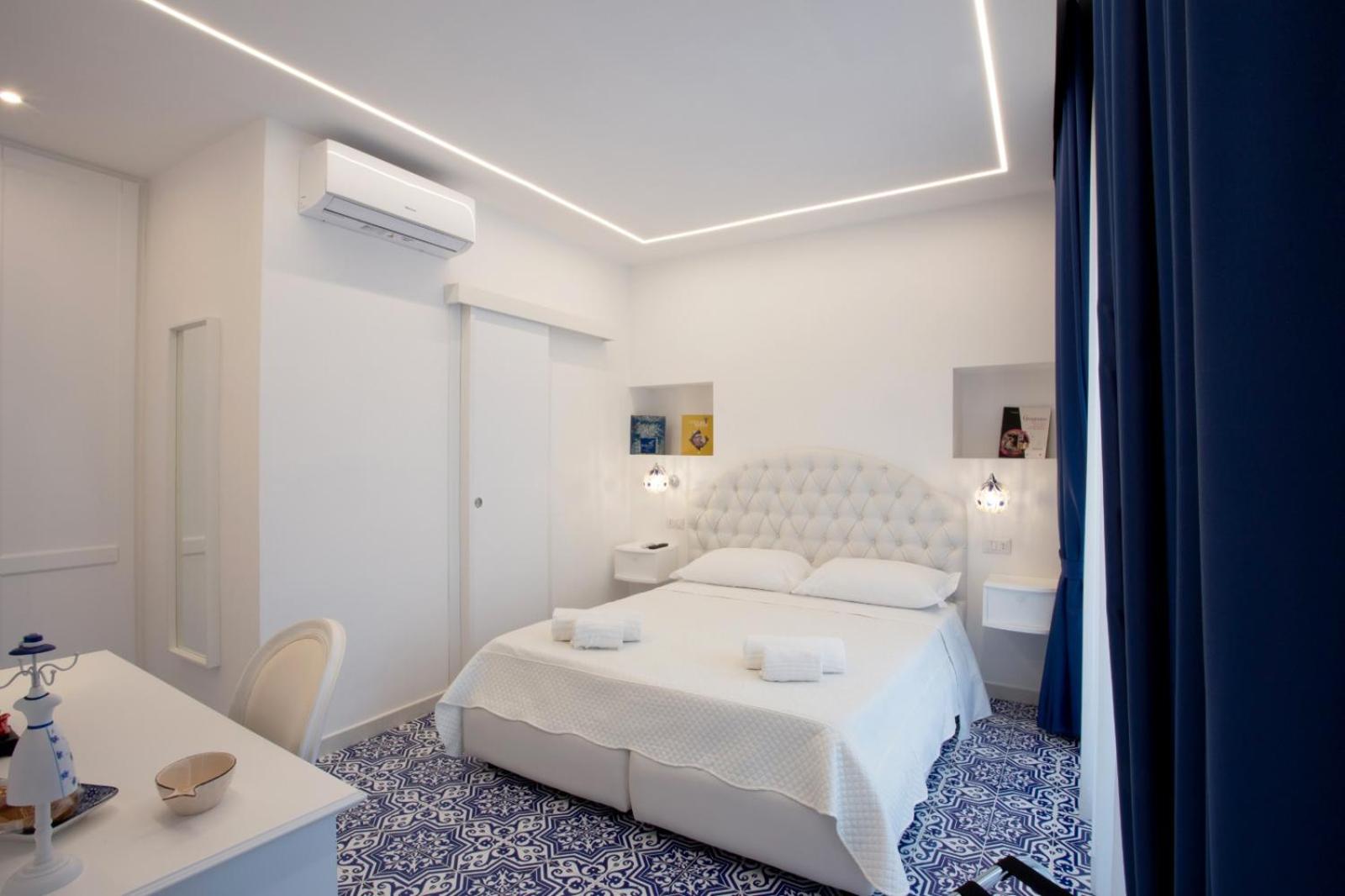 Family Room with Balcony - Photo 1