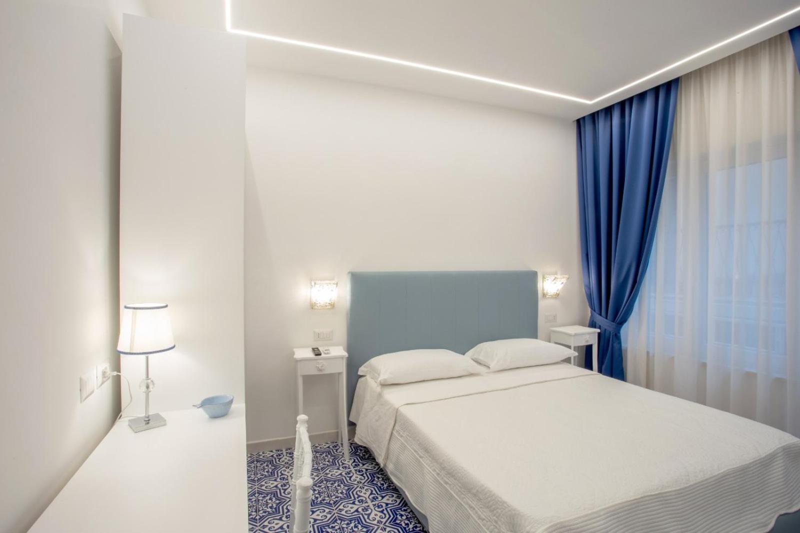Standard Double Room - Photo 1