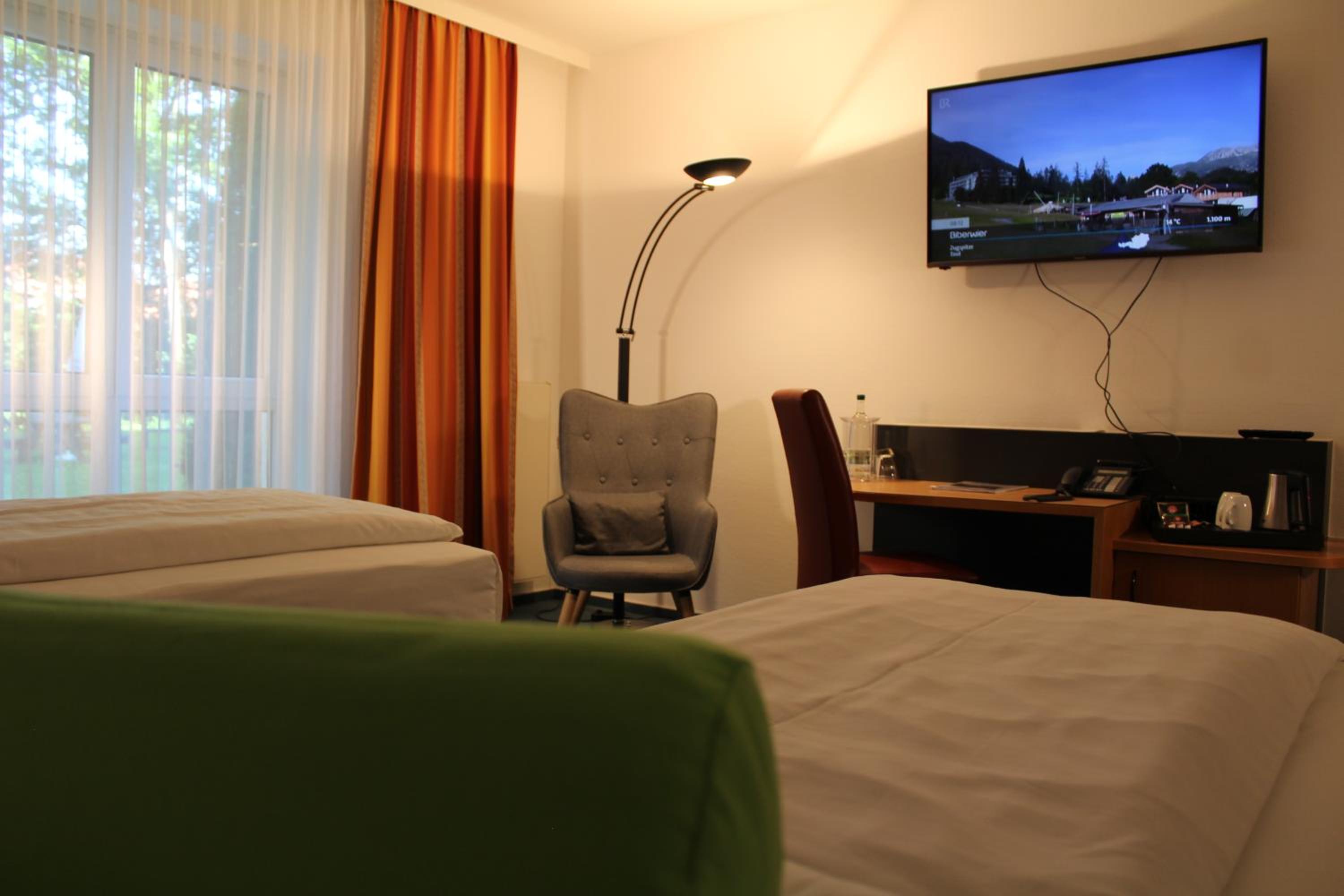 Superior Twin Room - Photo 3