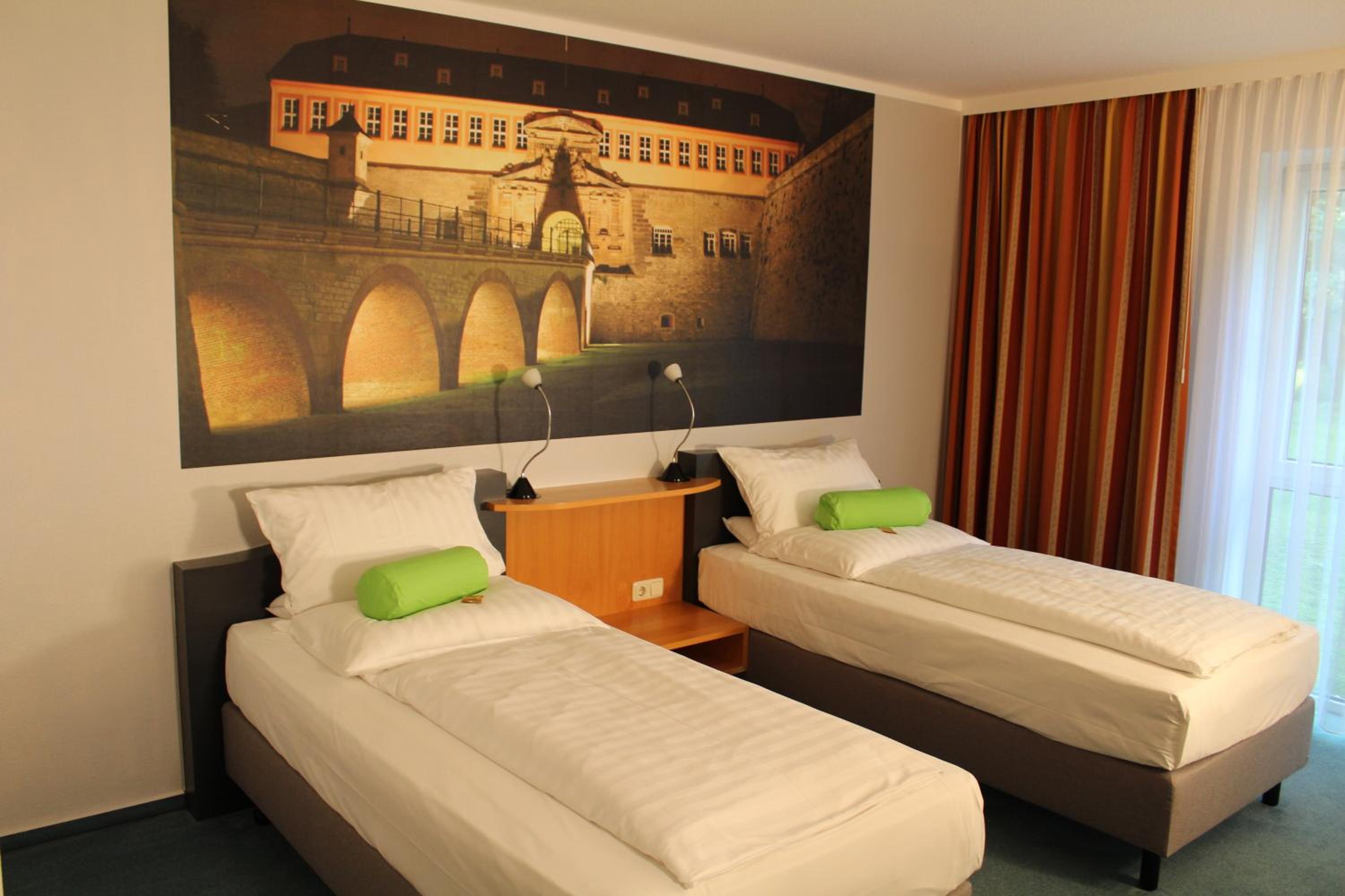 Superior Twin Room - Photo 1