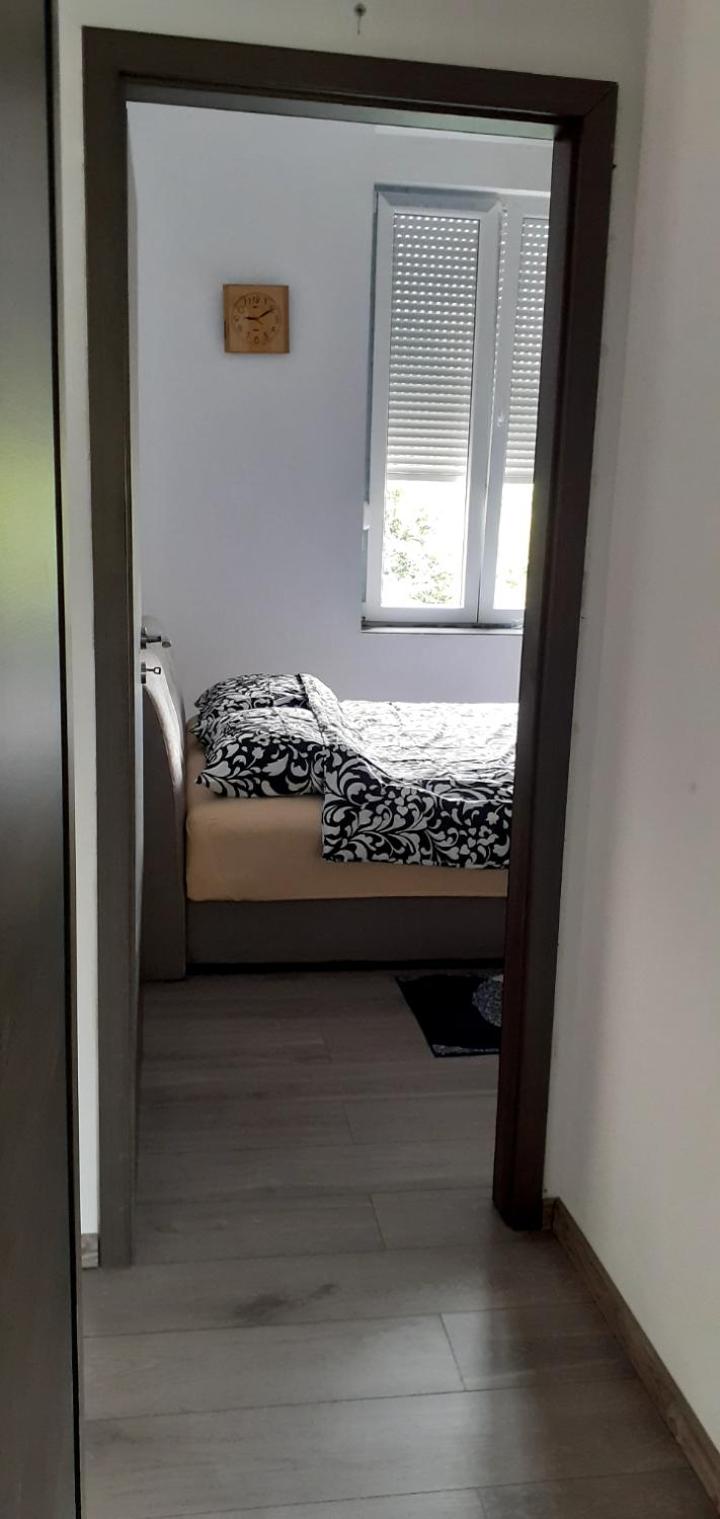 Two-Bedroom Apartment - Photo 4