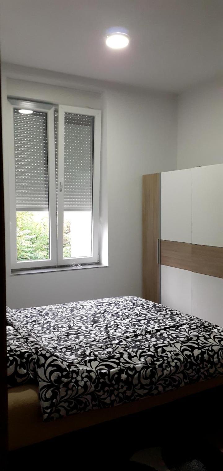 Two-Bedroom Apartment - Photo 5