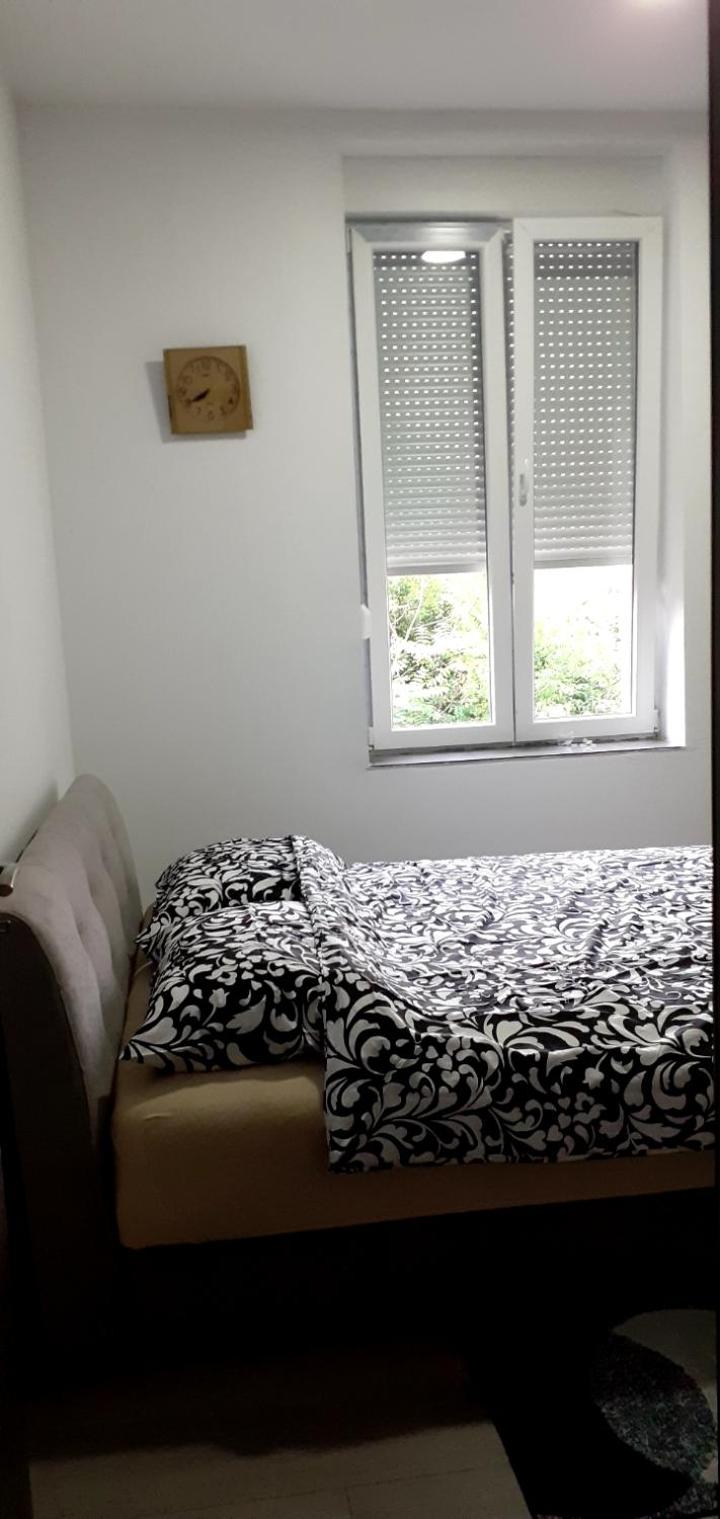 Two-Bedroom Apartment - Photo 11