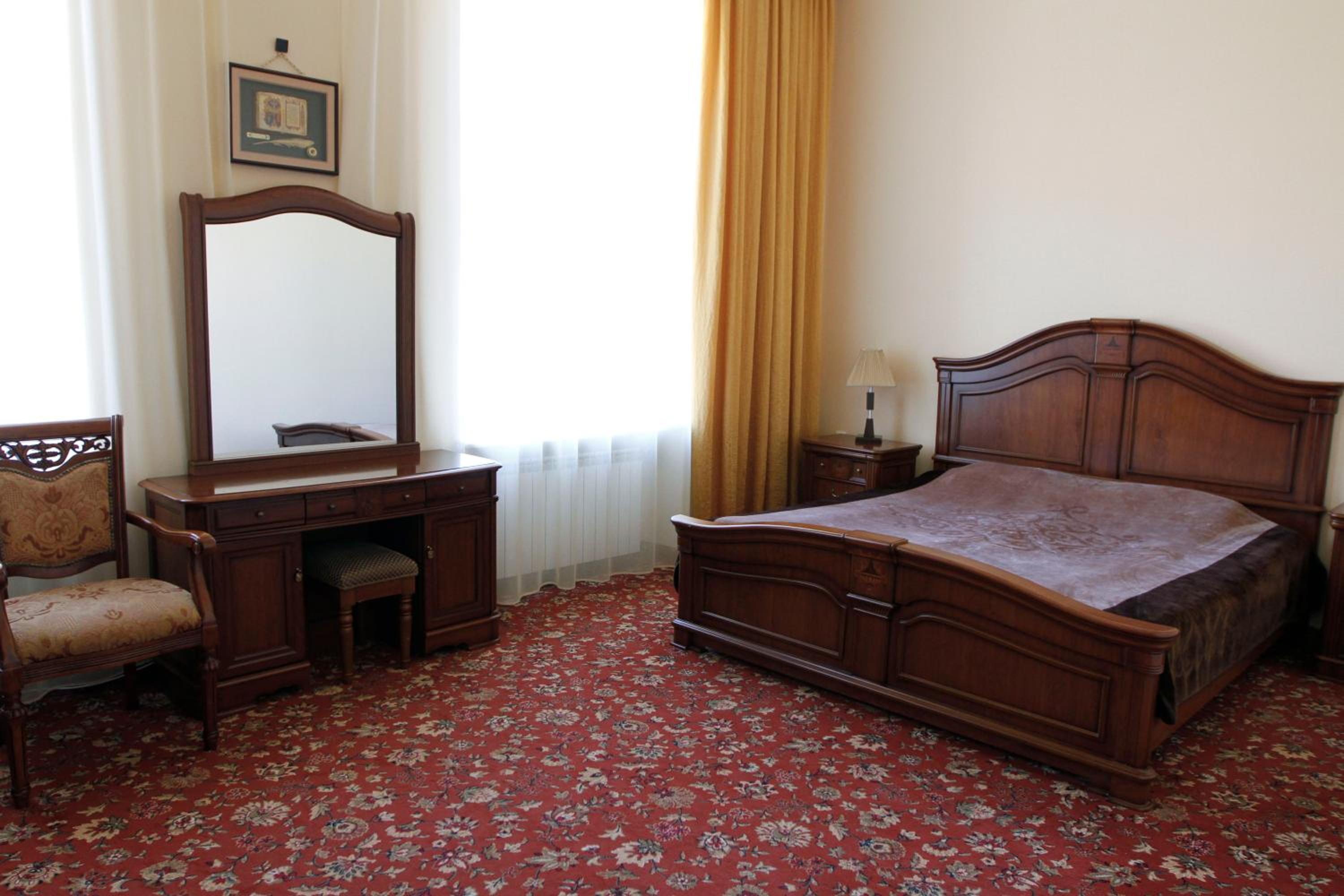 Standard Double or Twin Room photo 3