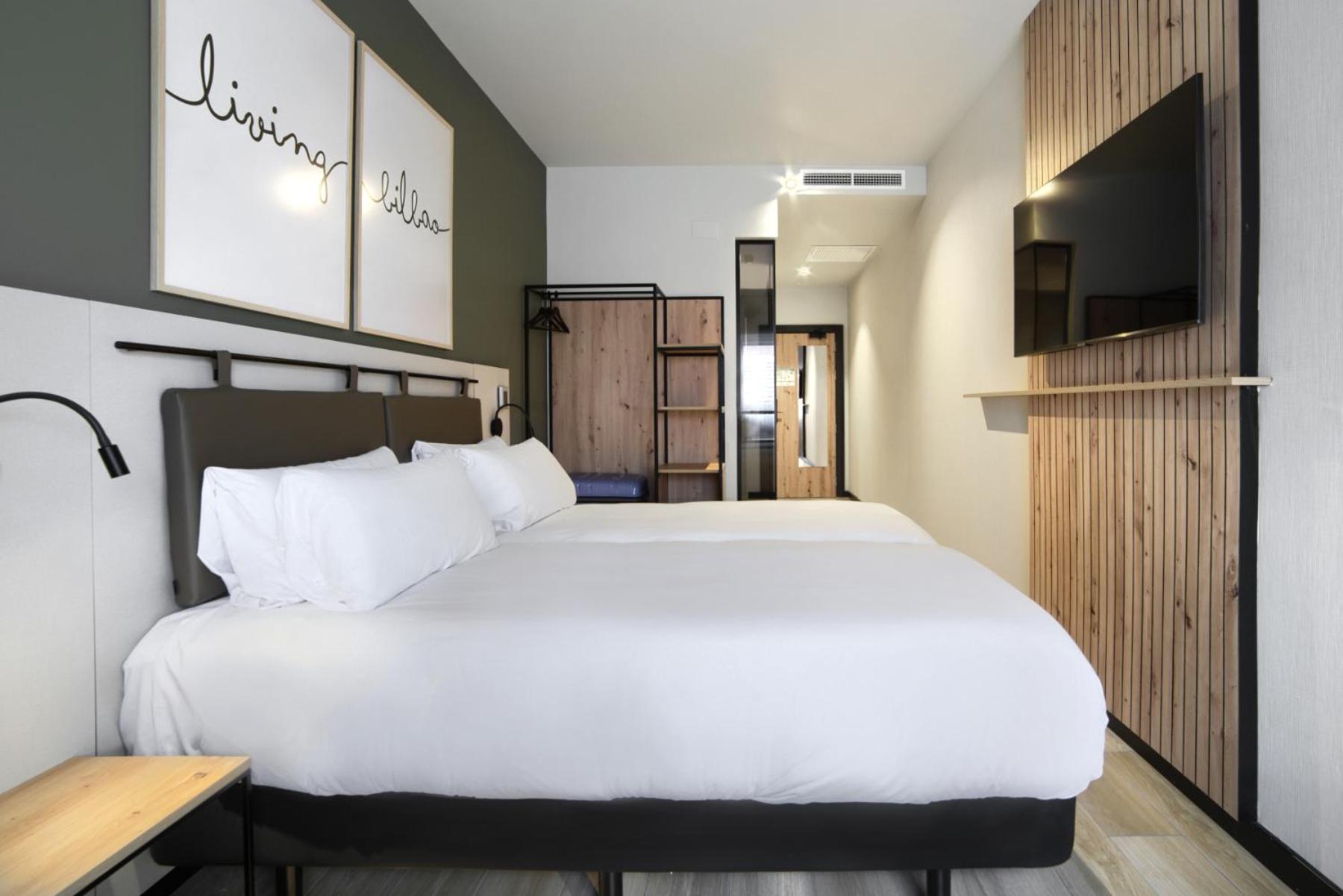 Double Or Twin Room - Photo 3