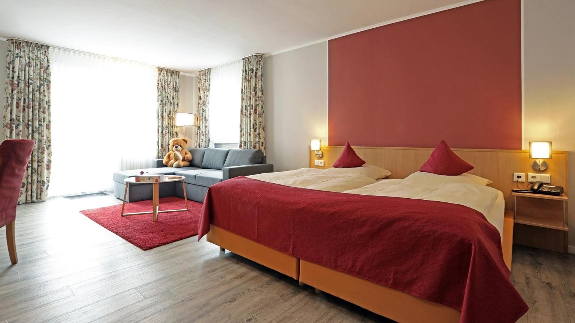 Family Suite with Balcony photo 1