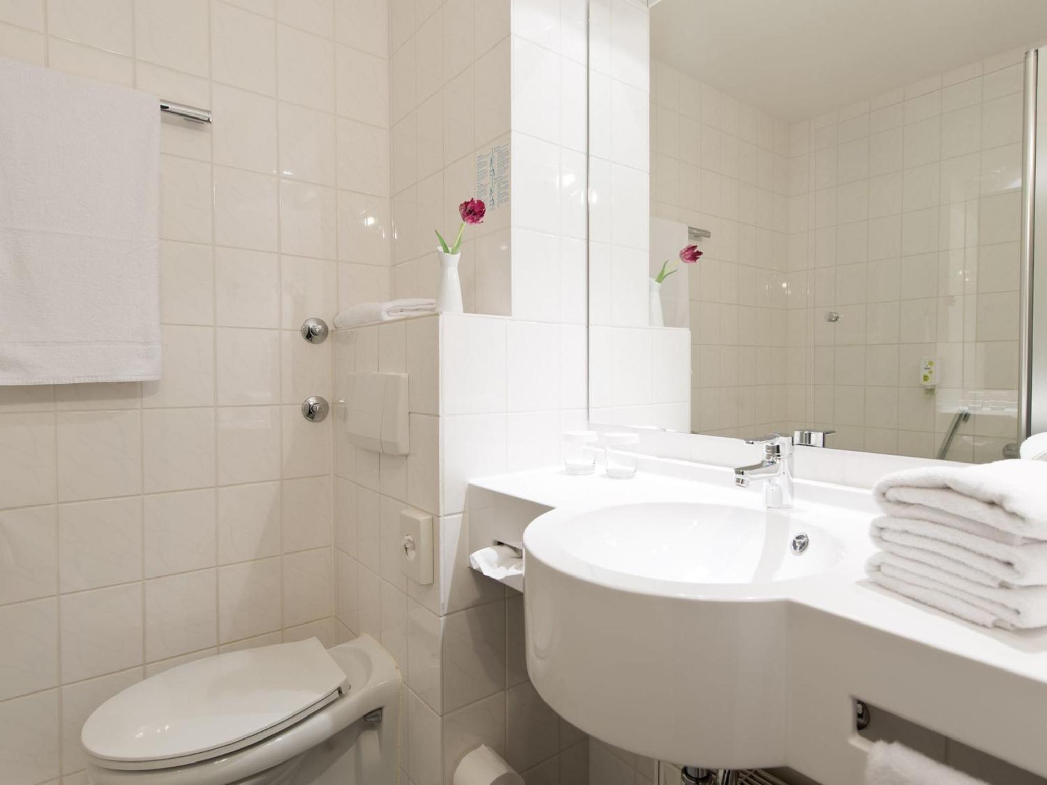 Business Double Room - Photo 2