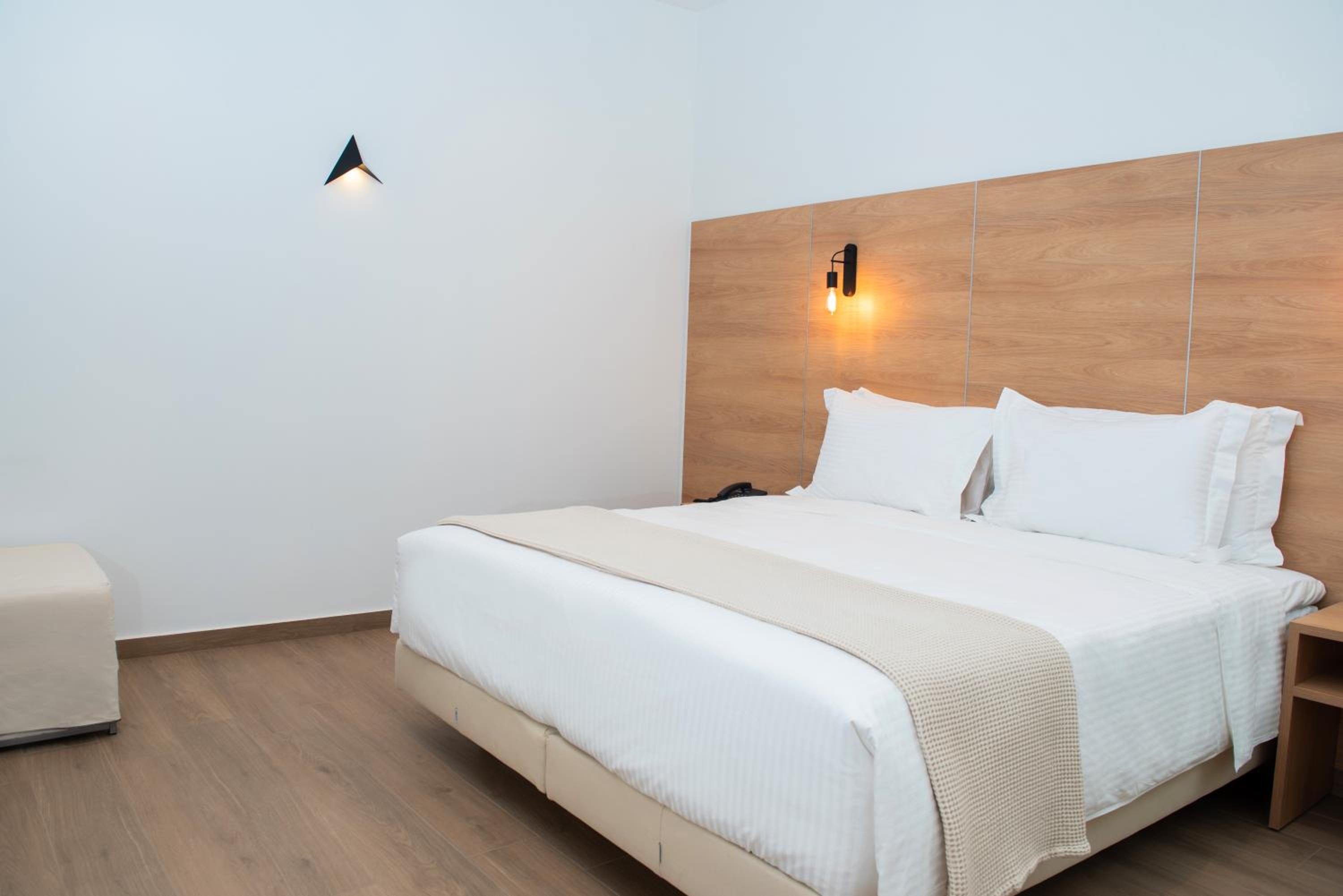 Deluxe Double Room with Castle View - Photo 2