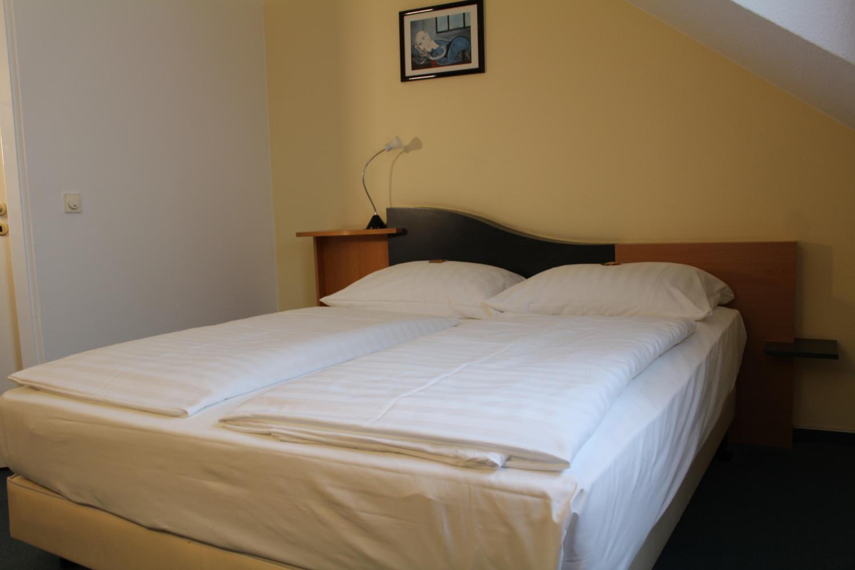 Economy Double Room - Photo 1