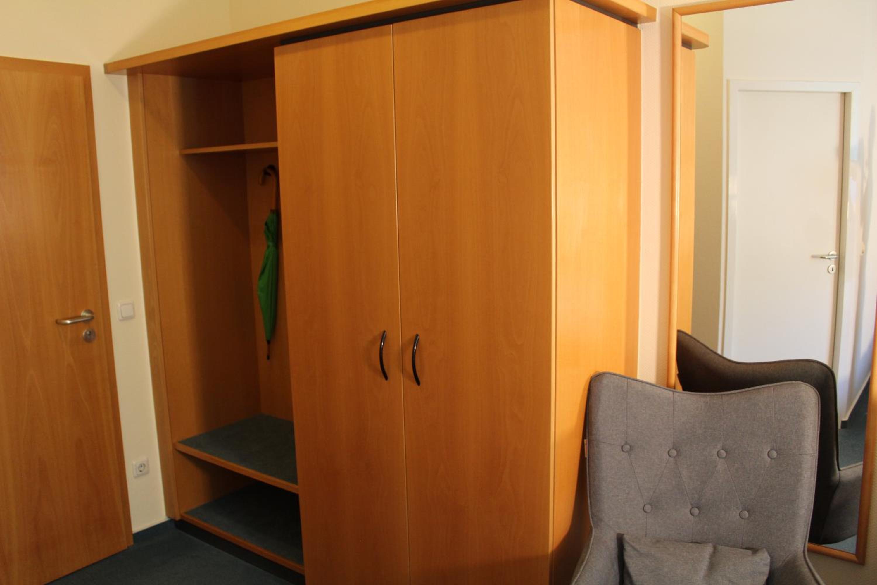 Economy Double Room - Photo 3