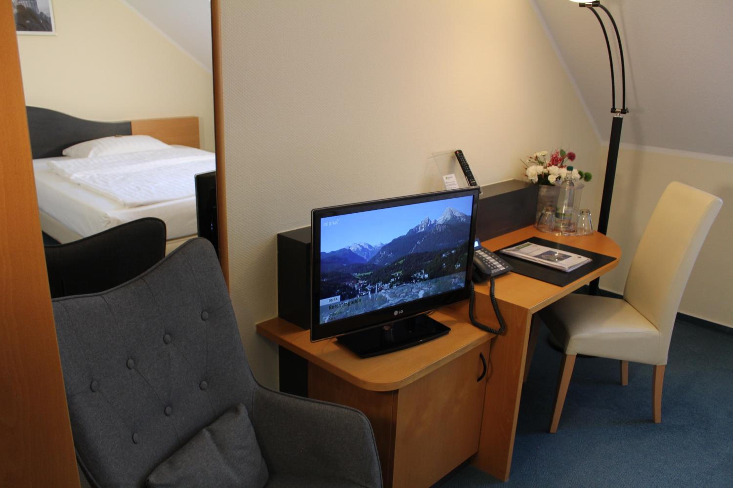 Economy Double Room - Photo 2