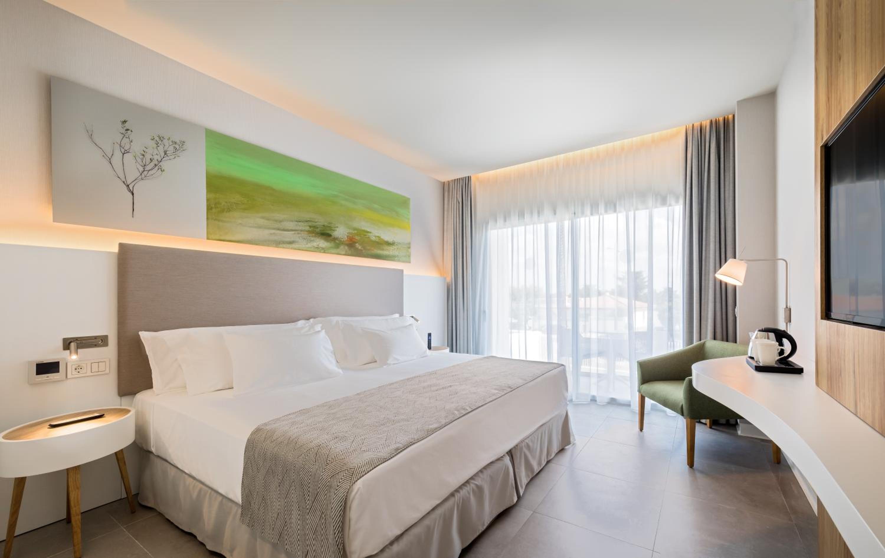 Double Or Twin Room - Photo 8
