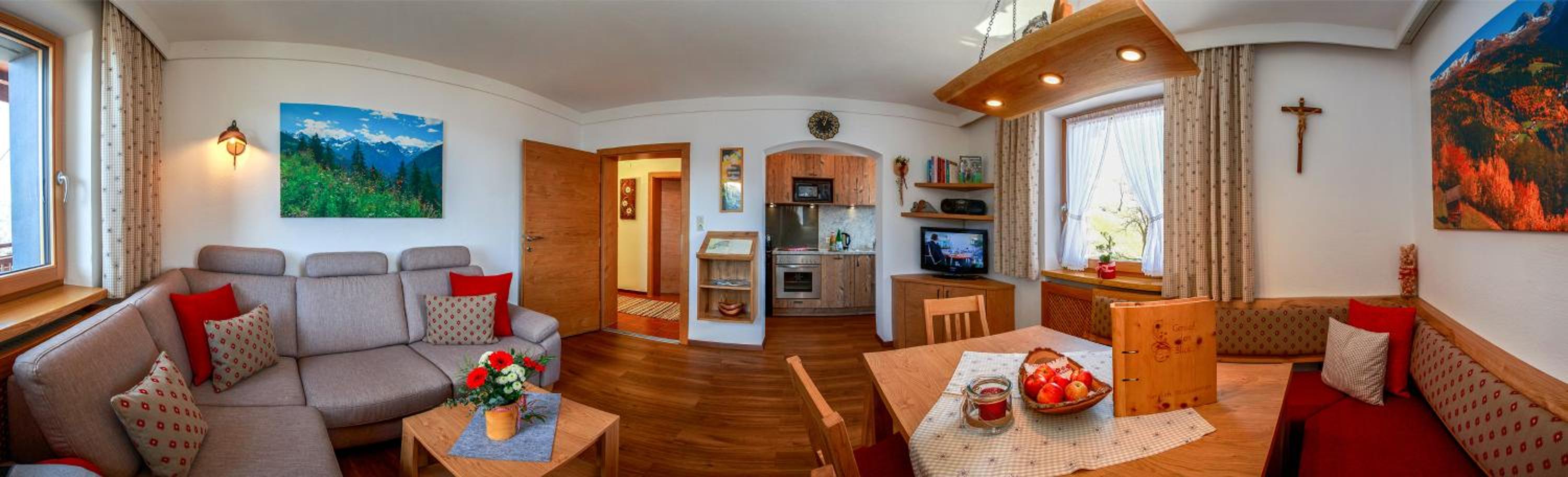 Apartment with Balcony Edelweiss (2-5 Adults)