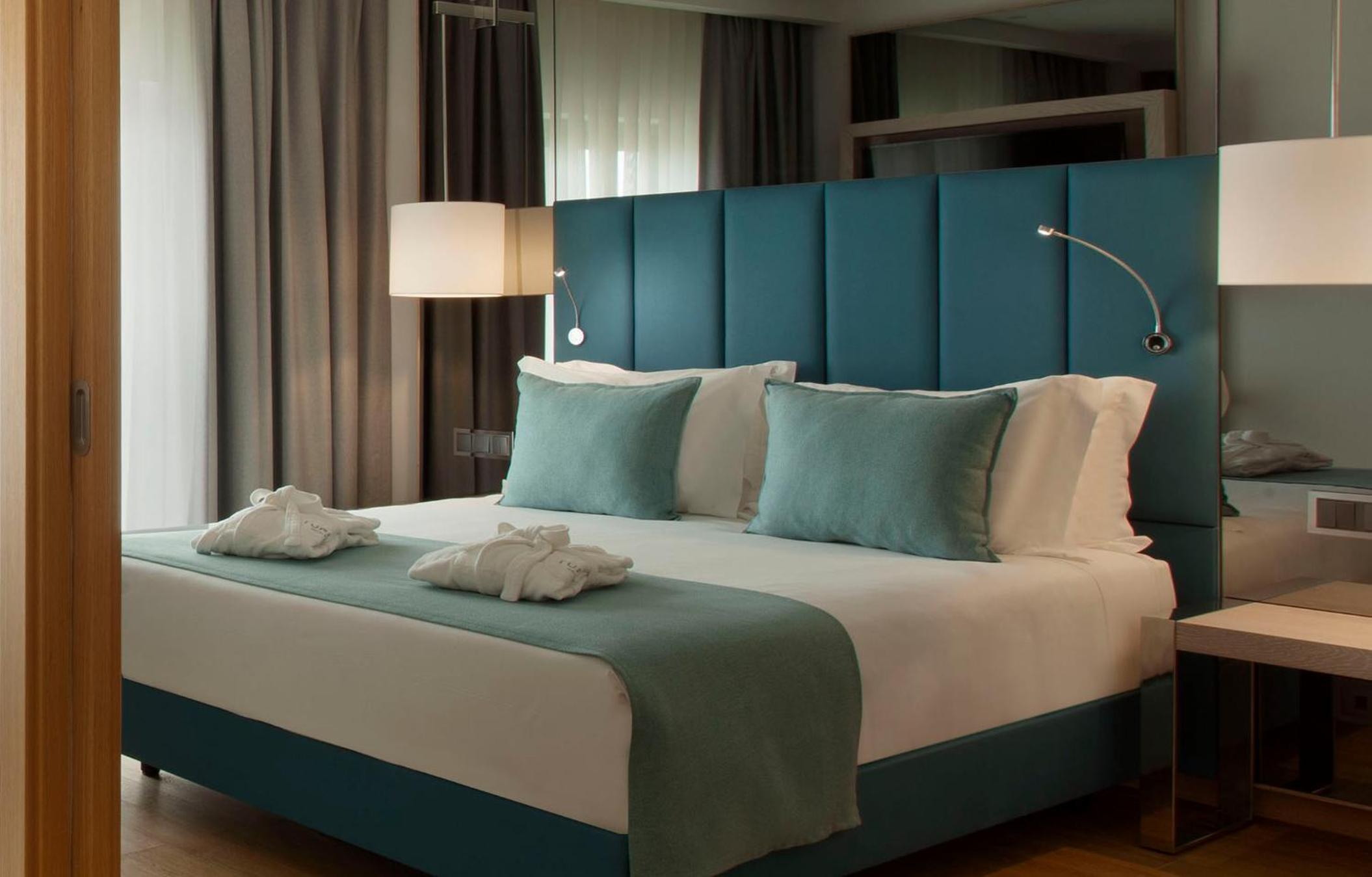 Double Room with Frontal Sea View
