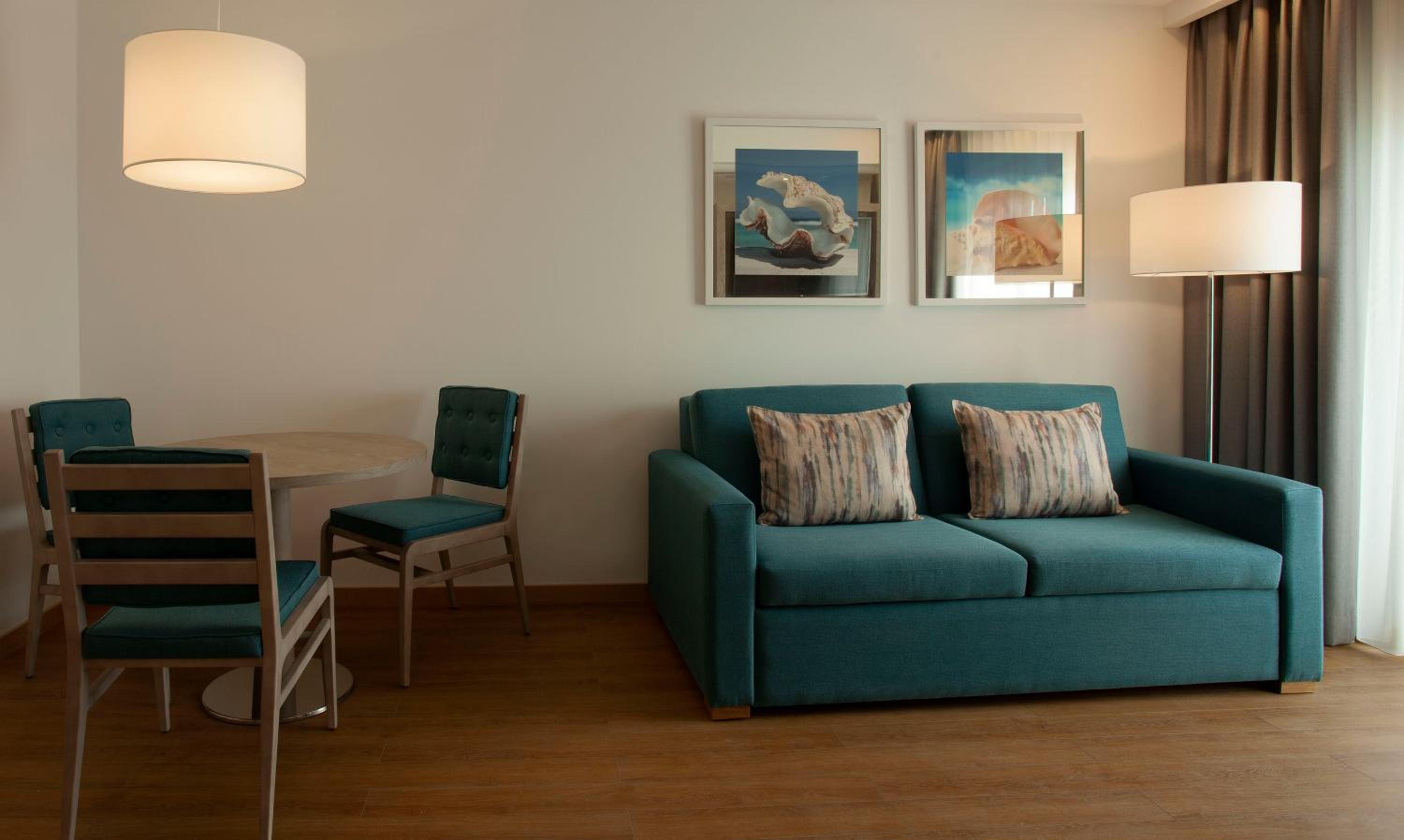 Suite Terrace with Lateral Sea View