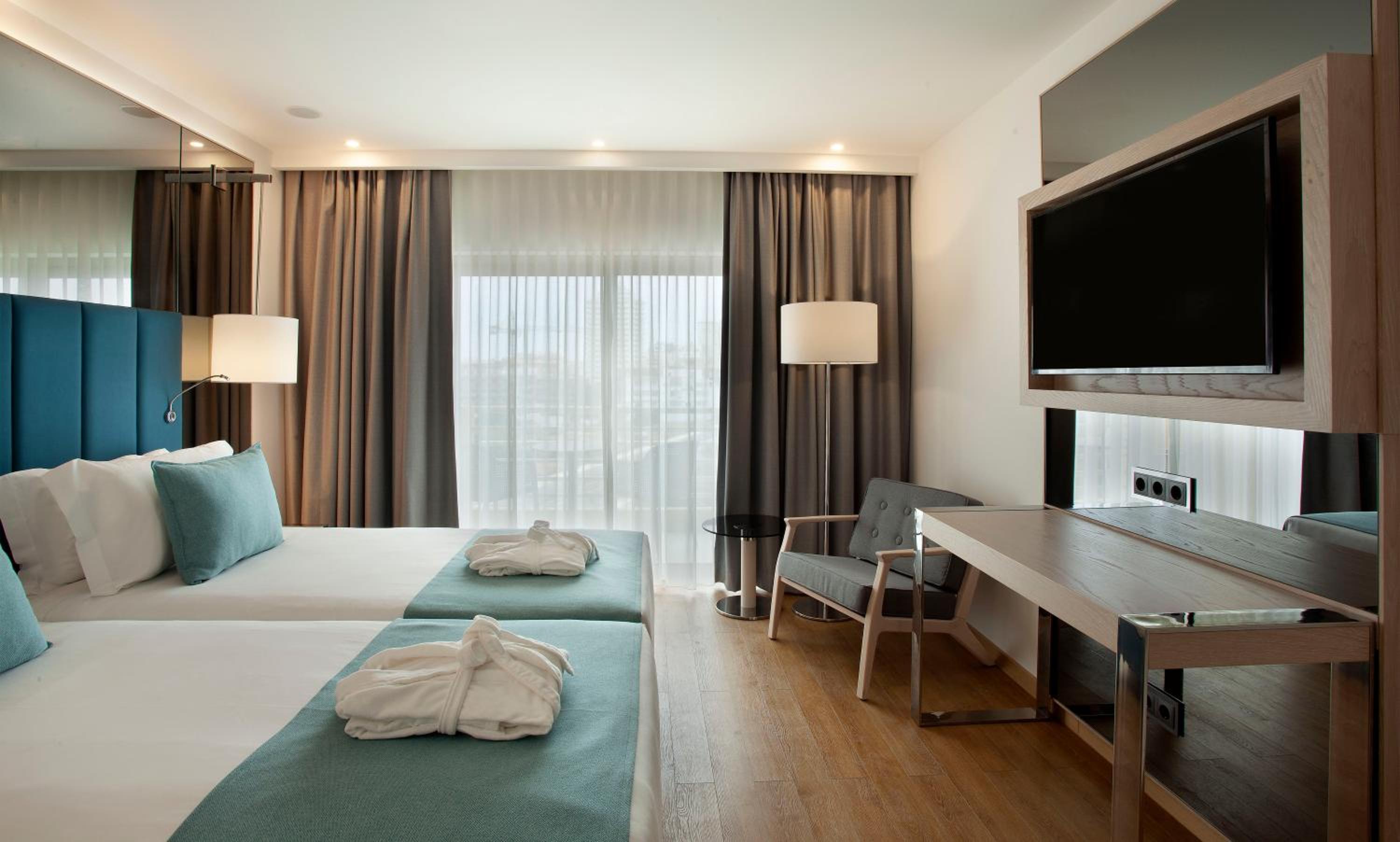 Double Room with Lateral Sea View photo 3