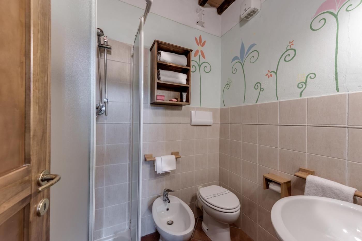 Superior Two-Bedroom Apartment (3 Adults + 2 Children) photo 3
