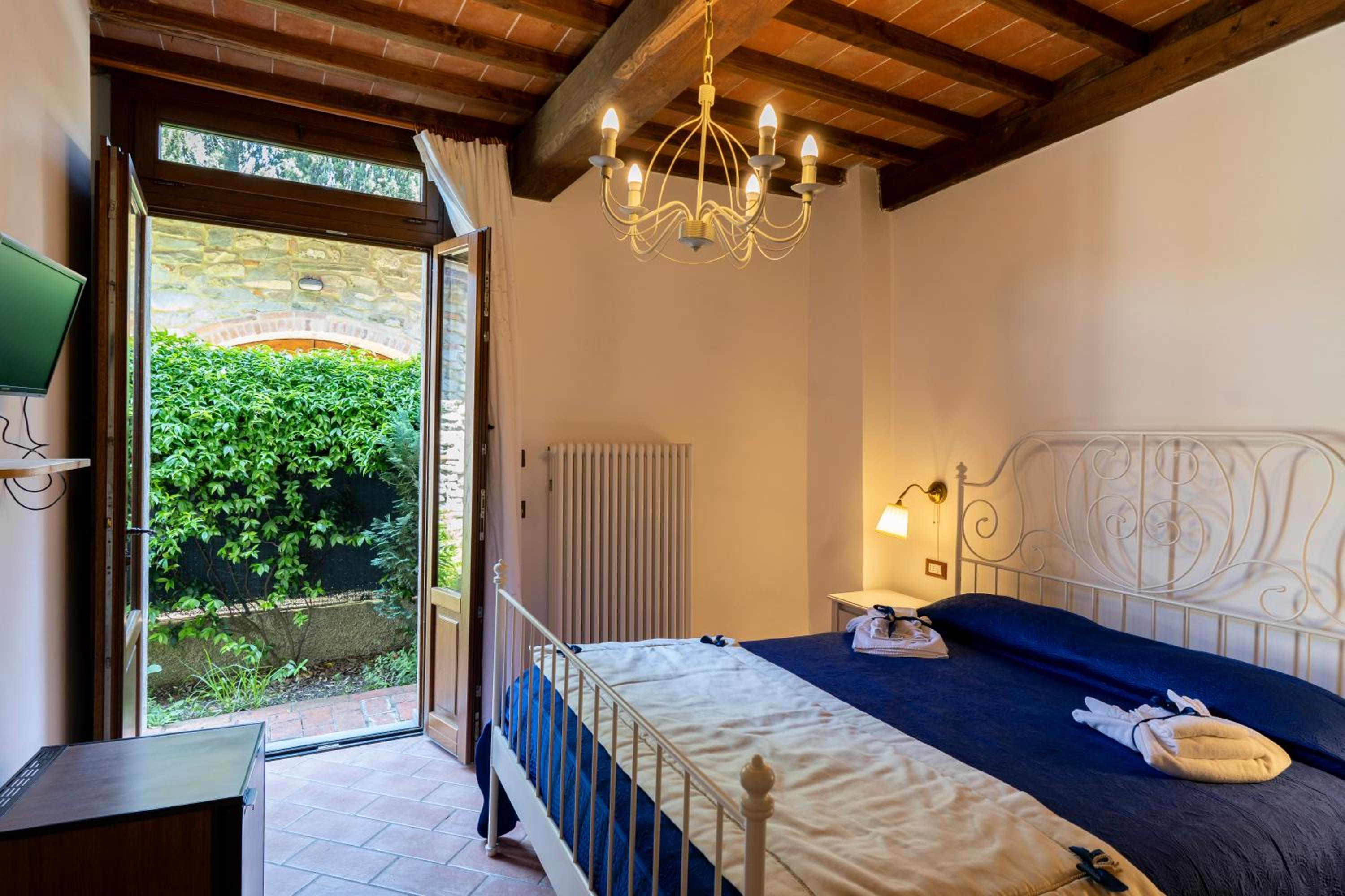 Classic Double Room - Photo 3