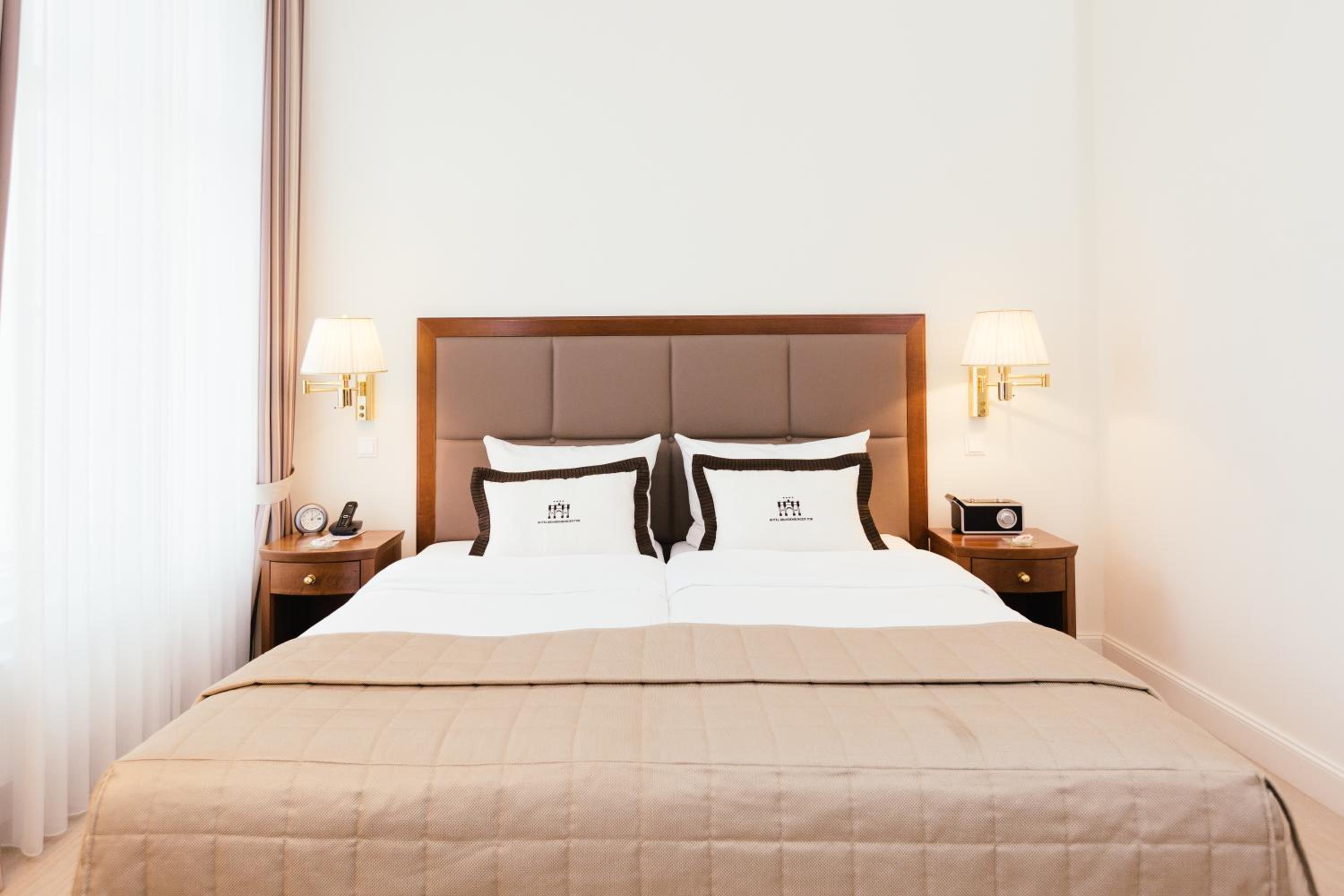 Deluxe Double Room - Photo 2