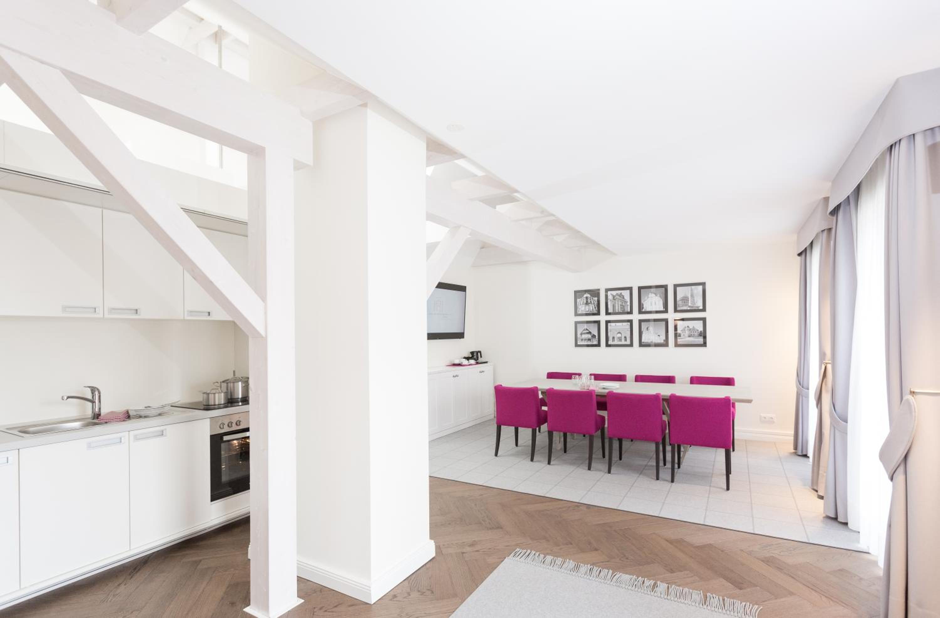 Three-Bedroom Apartment - Photo 3
