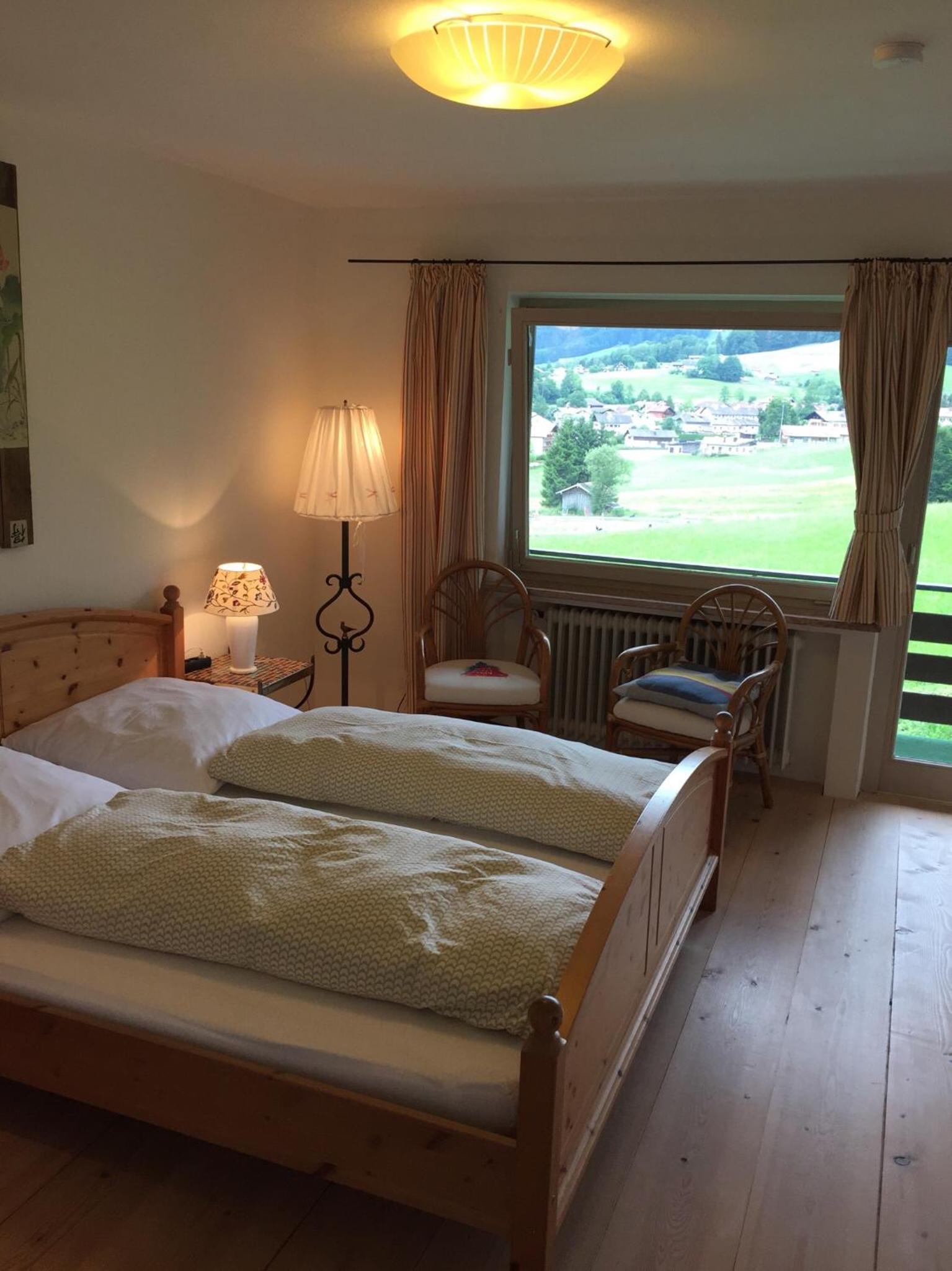 Double Room with Balcony (no TV) photo 3