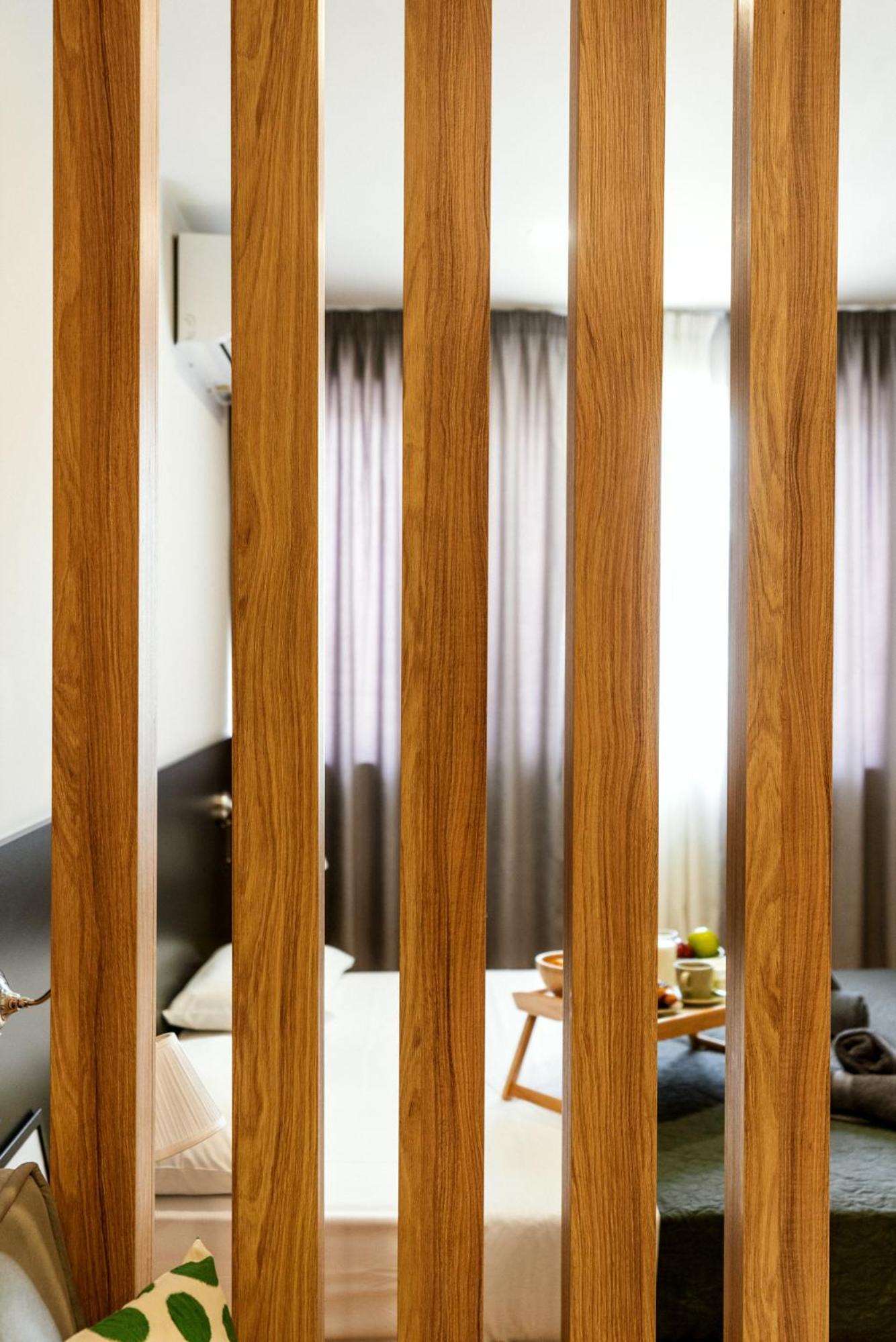 Studio Apartment - Photo 24