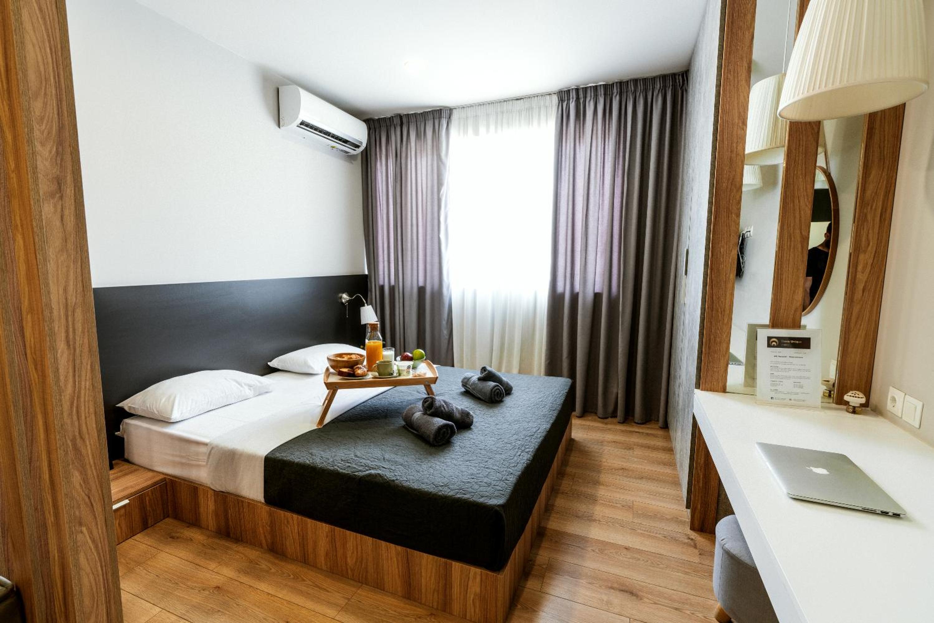 Studio Apartment - Photo 26