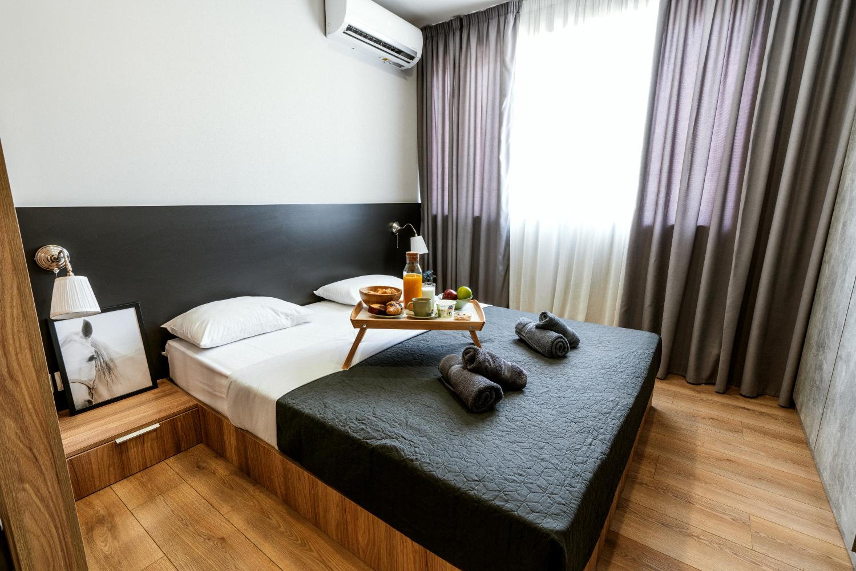 Studio Apartment - Photo 3