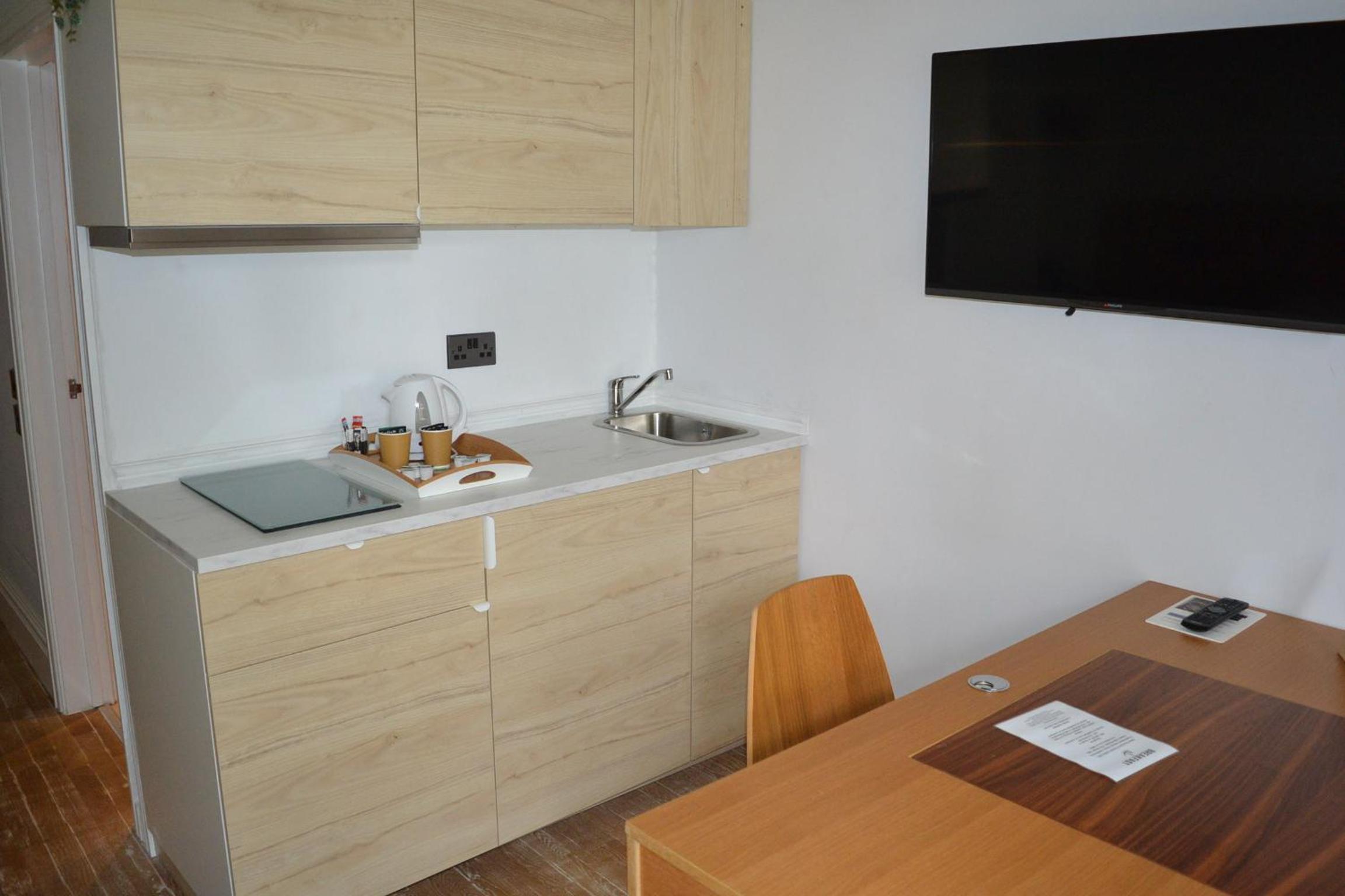 Classic Double Room - Photo 9