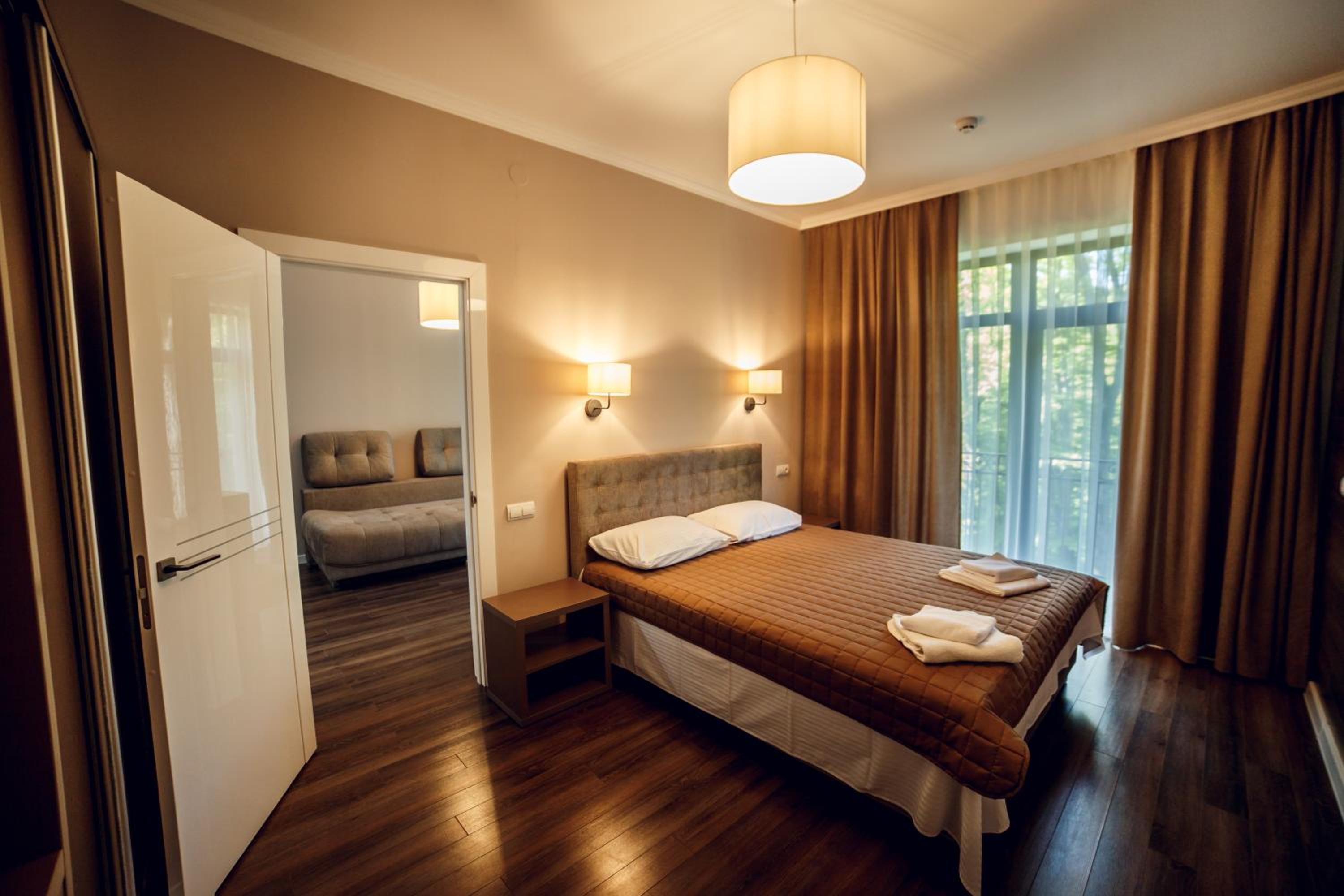 Suite with Mountain View photo 2