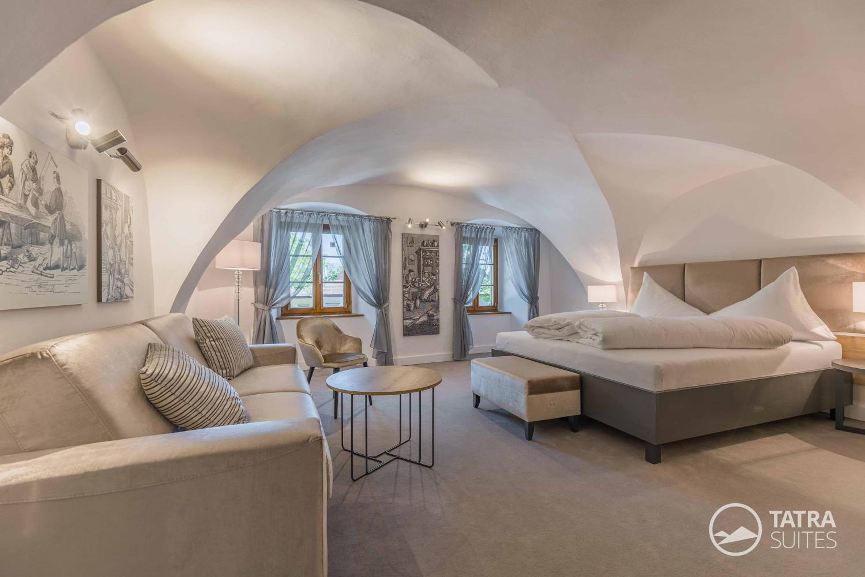 Deluxe Suite - Photo 4