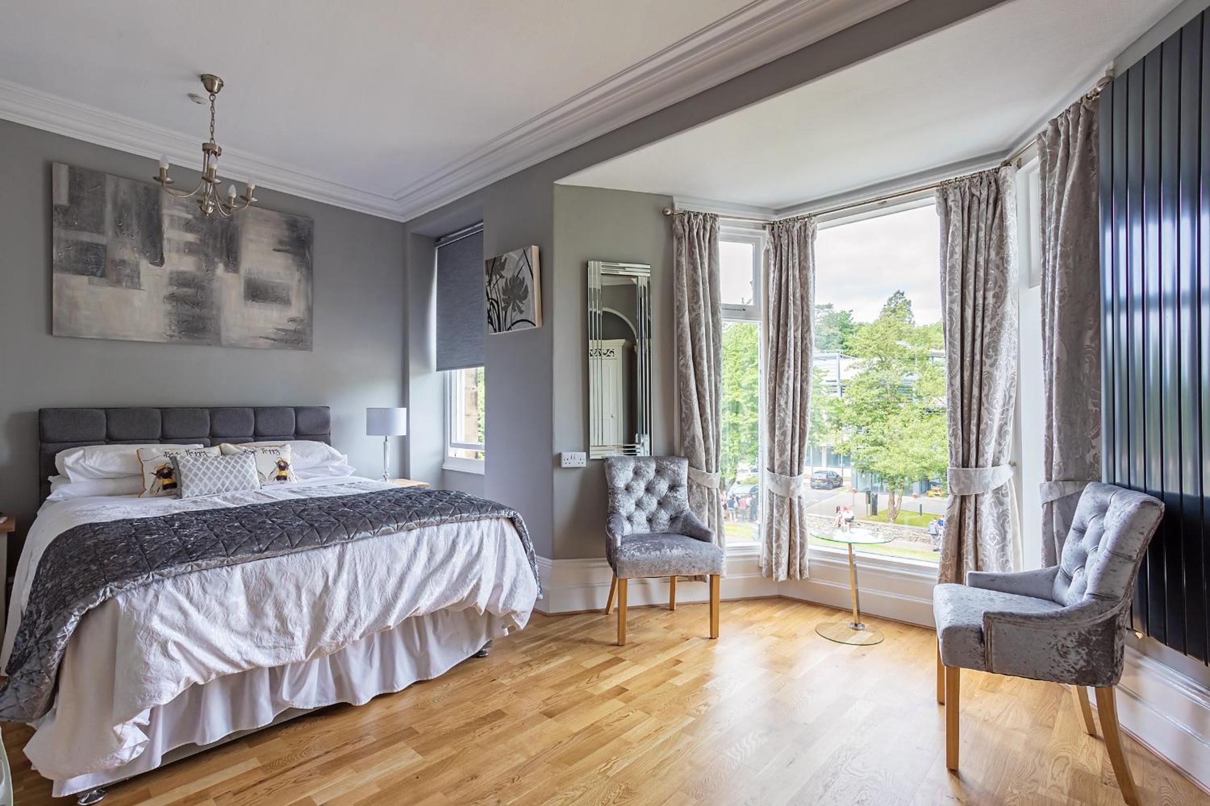 Deluxe Double Room with Shower