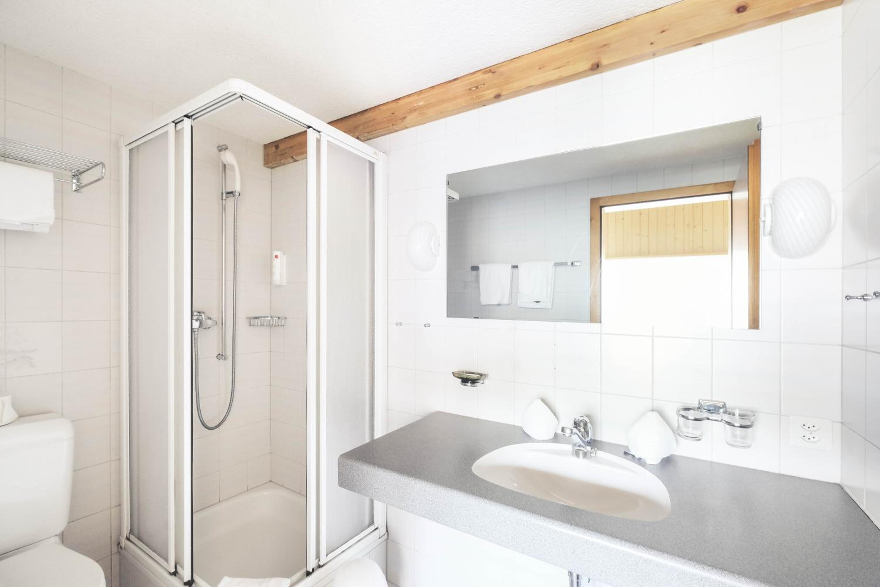 Superior Double Room with Balcony - Photo 2